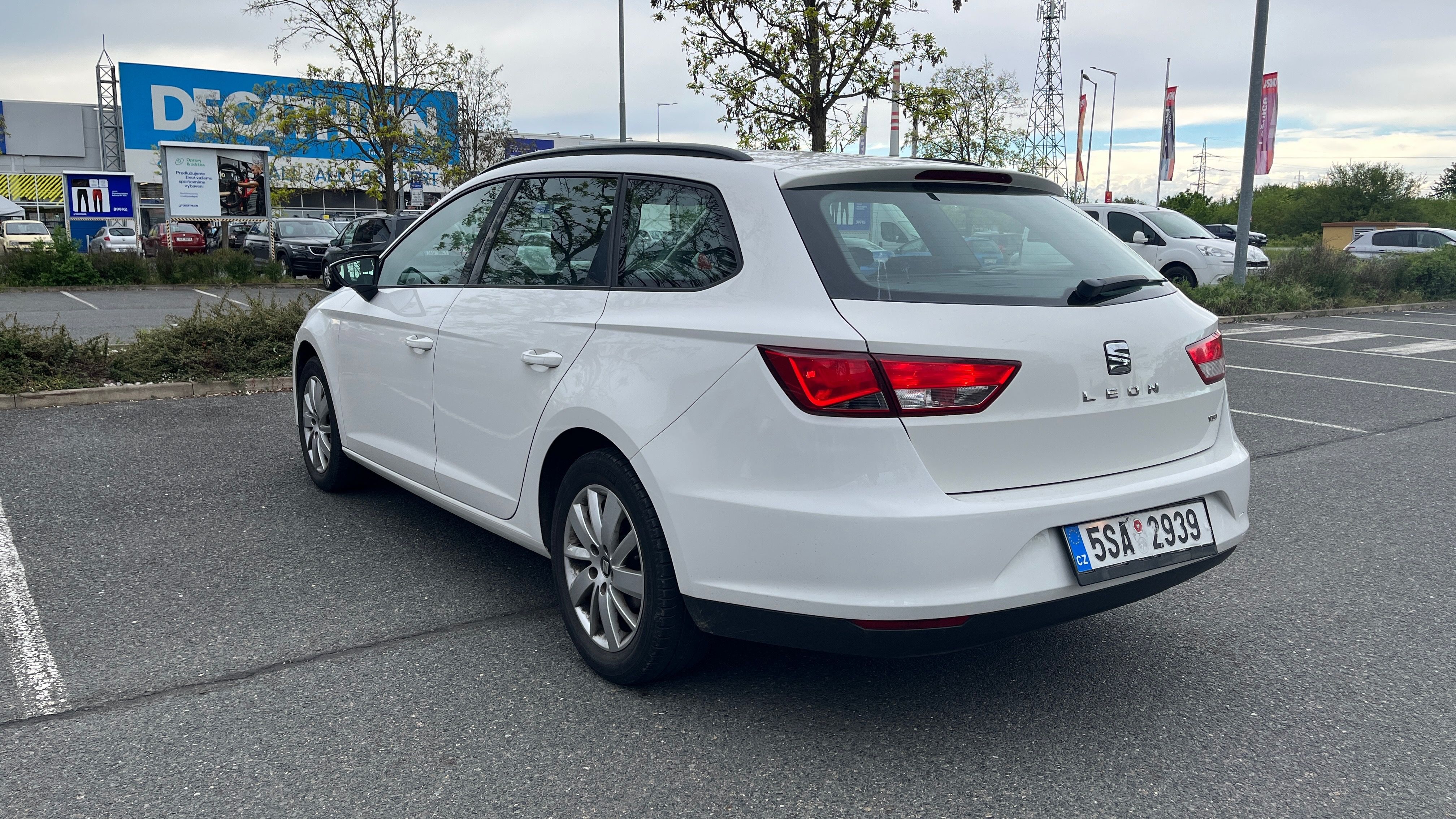 Seat Leon, Seat Leon ST 1.2 TSI 81kW - fotka 6