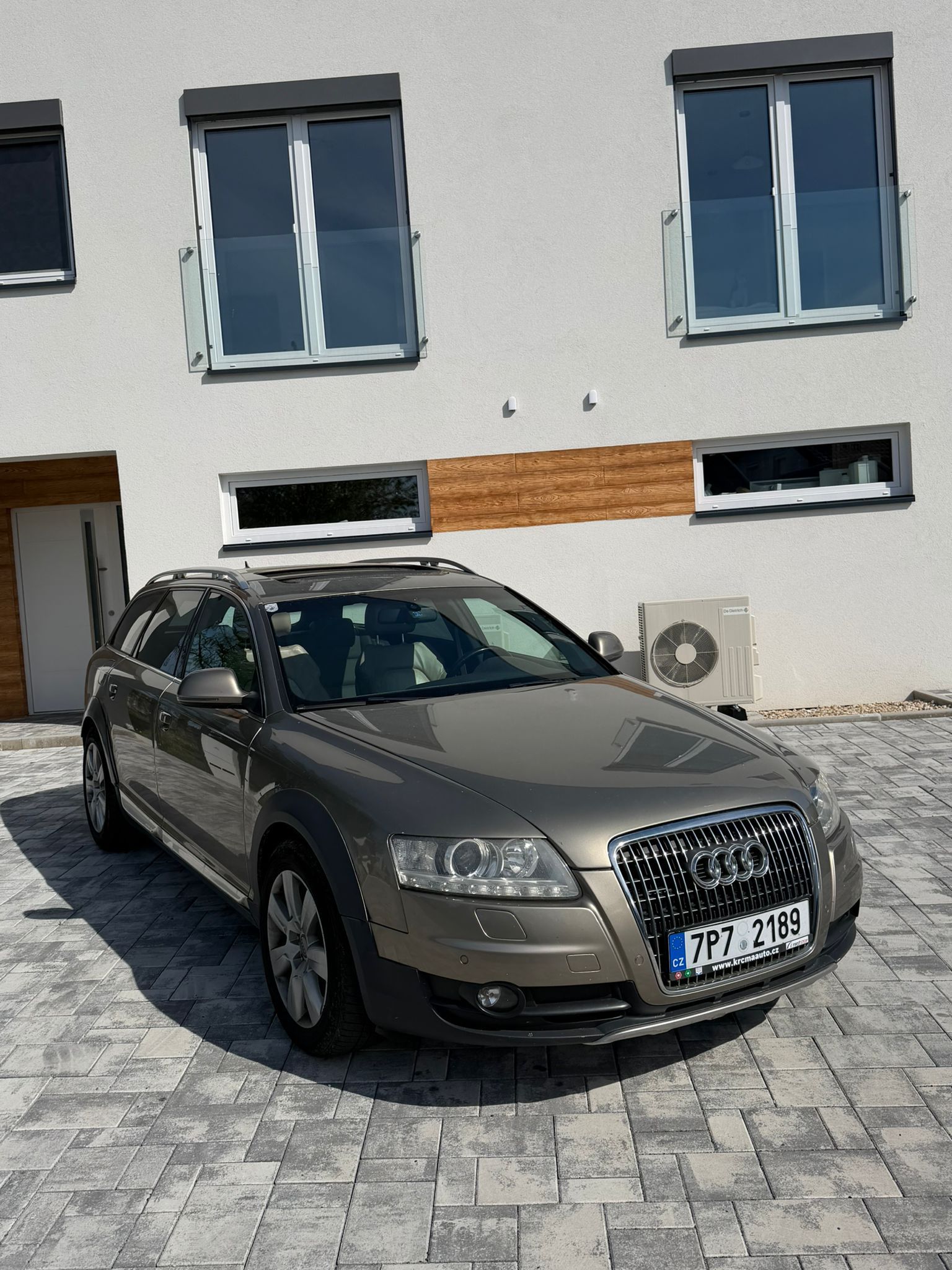 Audi A6 allroad, Allroad – 176 kW quattro Indiv - fotka 2