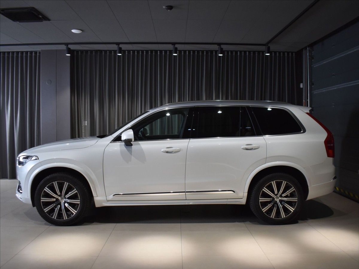 Volvo XC90, 2,0 B5 AWD Plus Pano,Ventilace - fotka 2