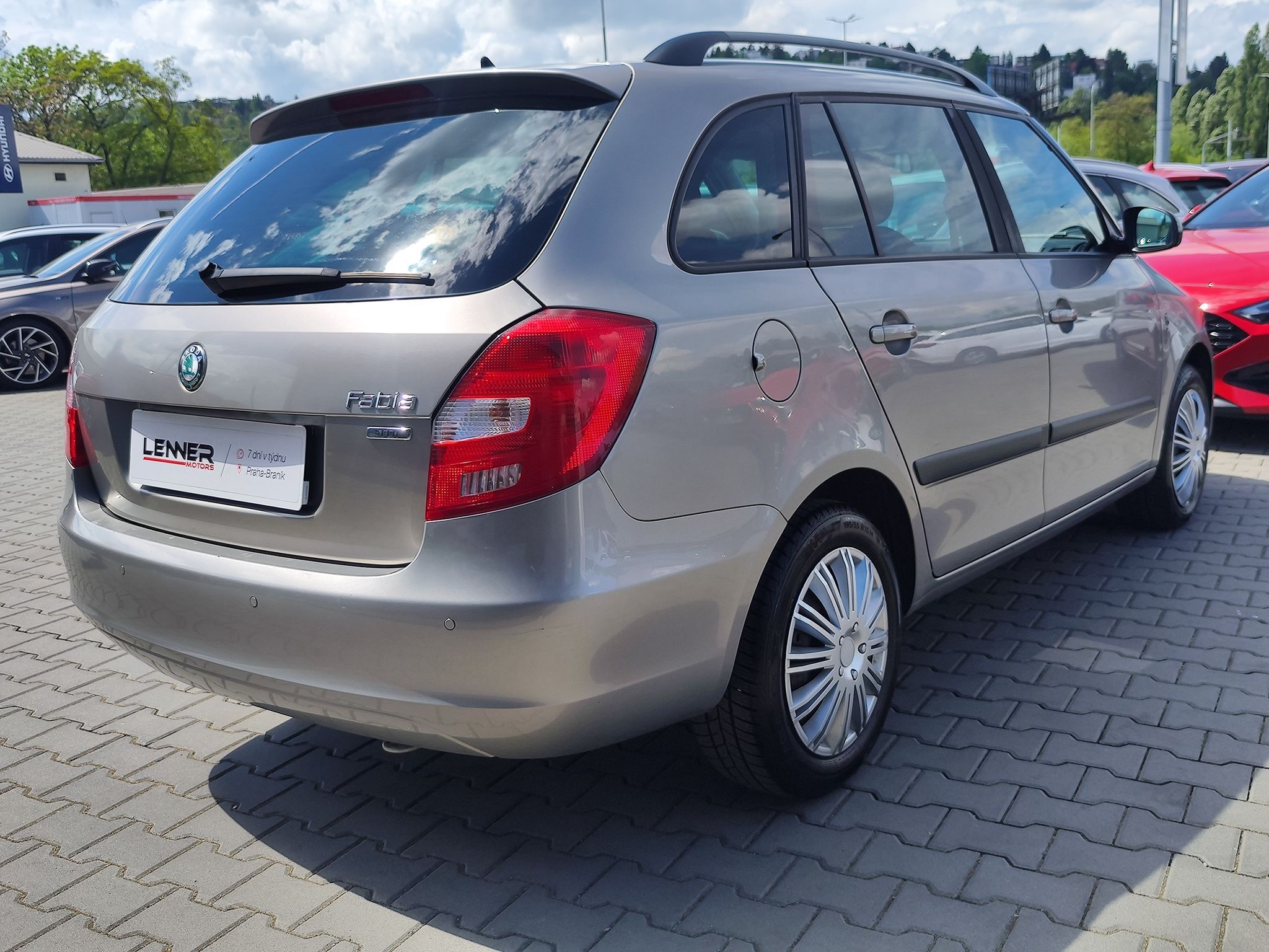 Škoda Fabia, 1.6 TDi/55kW Ambiente - fotka 5