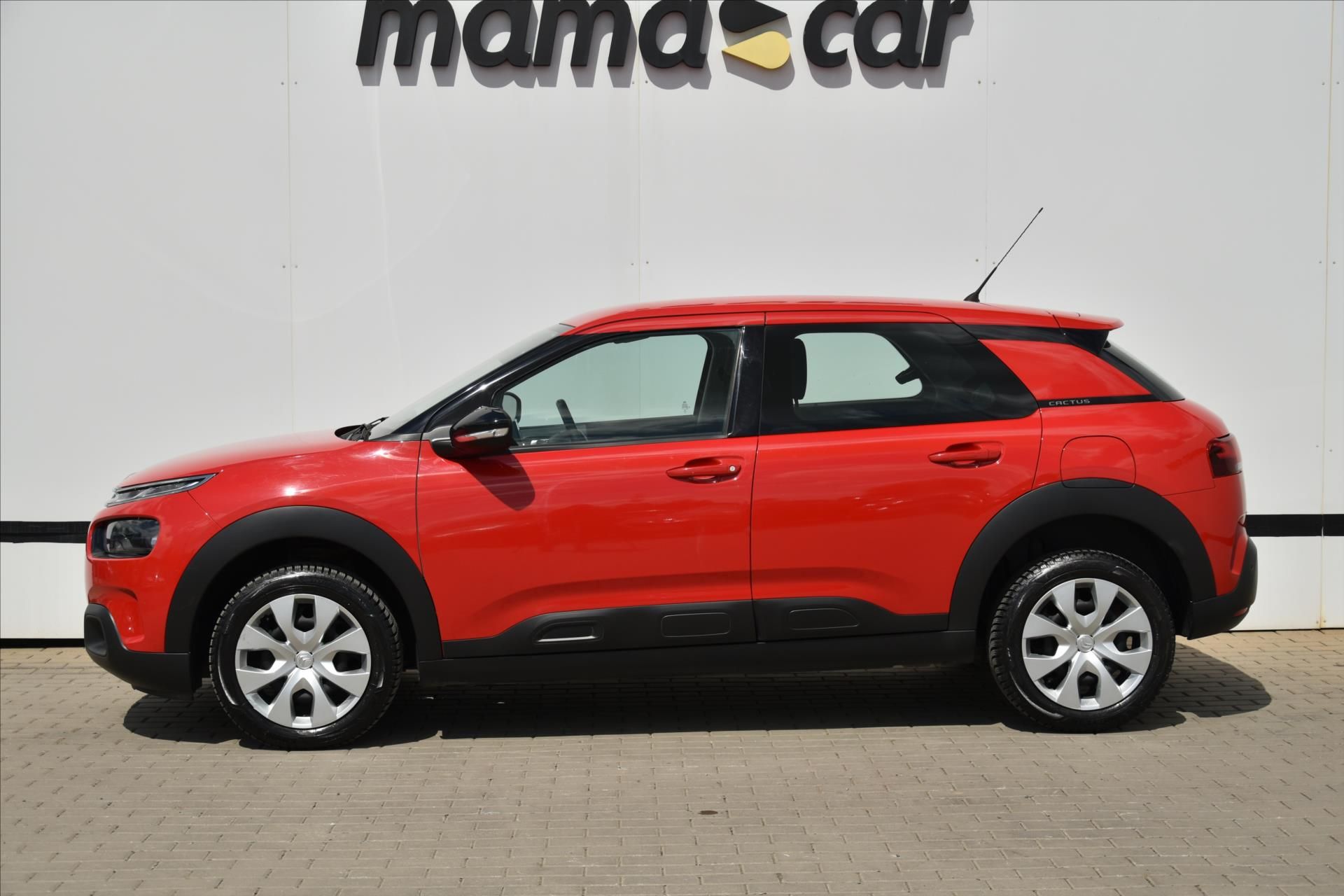Citroën C4 Cactus, 1.2i SERVISNÍ KNIHA ČR - fotka 4