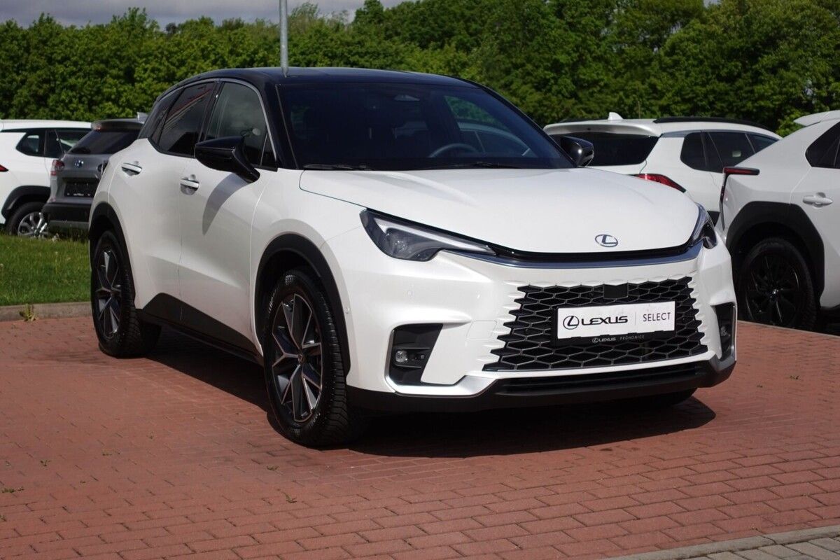 Lexus LBX, 1.5 HEV Emotion Advanced FWD - fotka 4