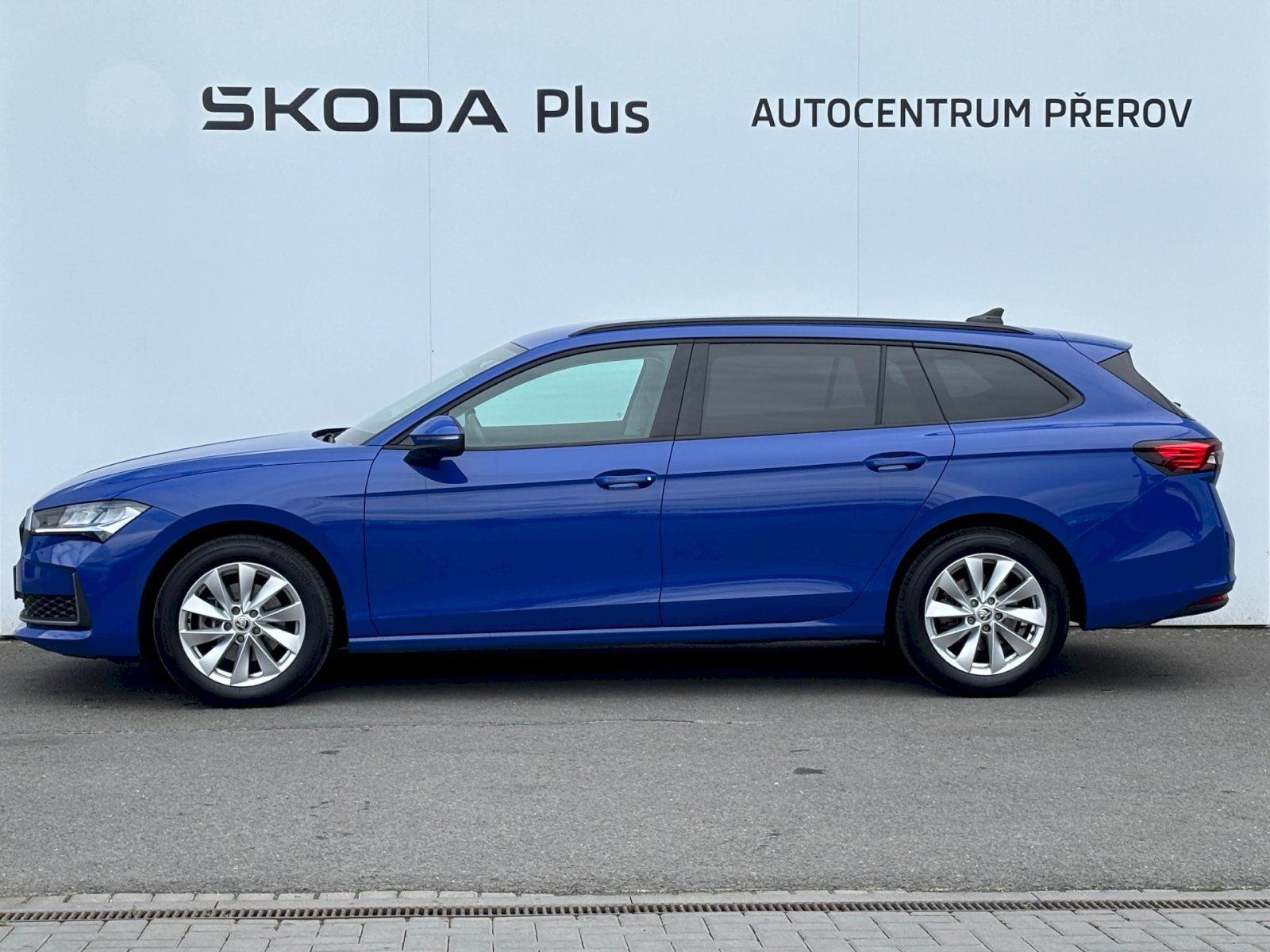 Škoda Superb, 1.5 TSI 110kW DSG Selection - fotka 3