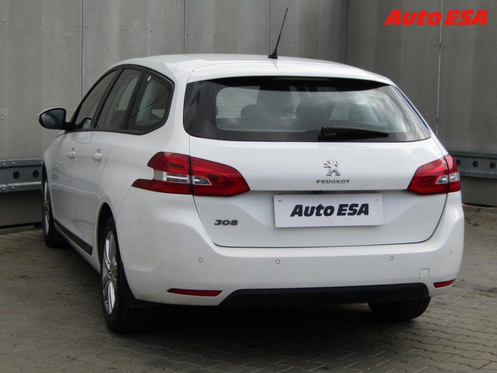Peugeot 308, 1.6 D - fotka 6