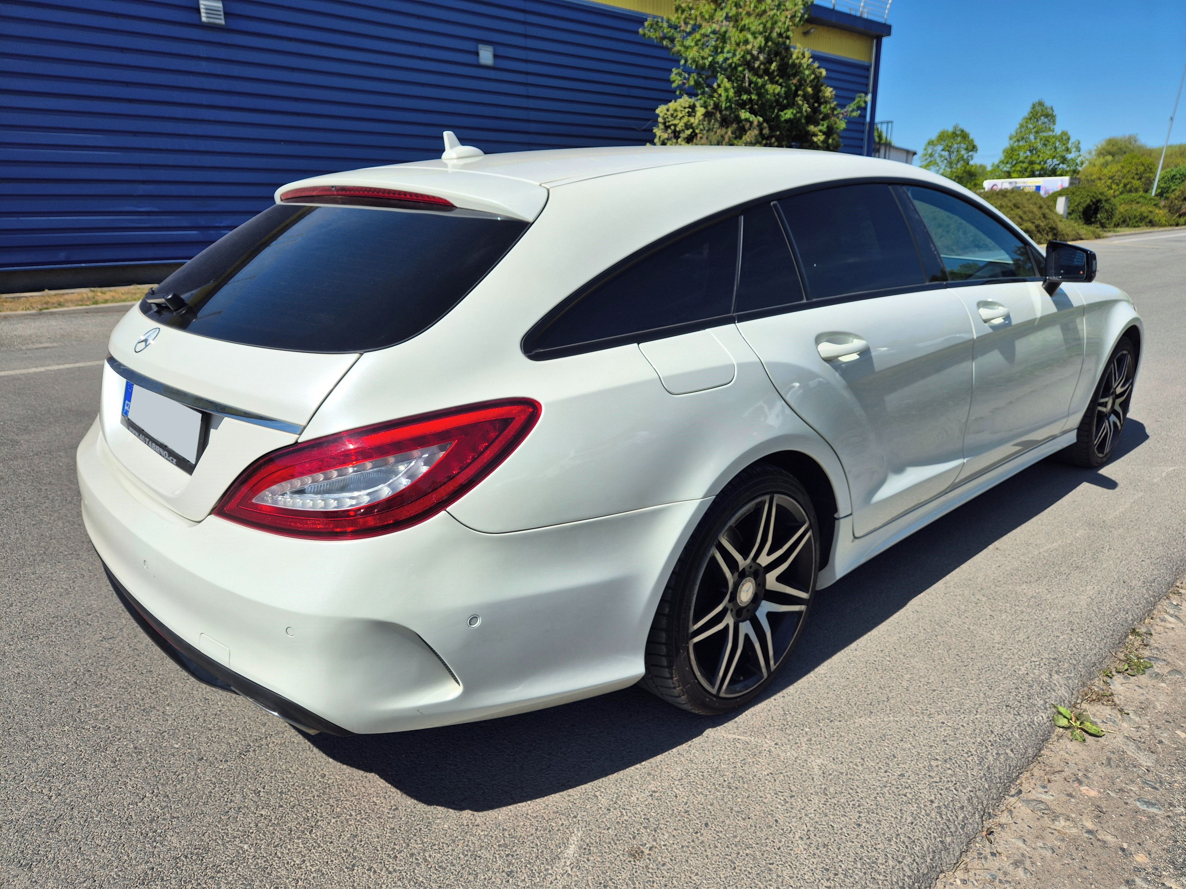 Mercedes-Benz CLS, 1 MAJITEL AMG FULL LED 4 MATIC - fotka 5