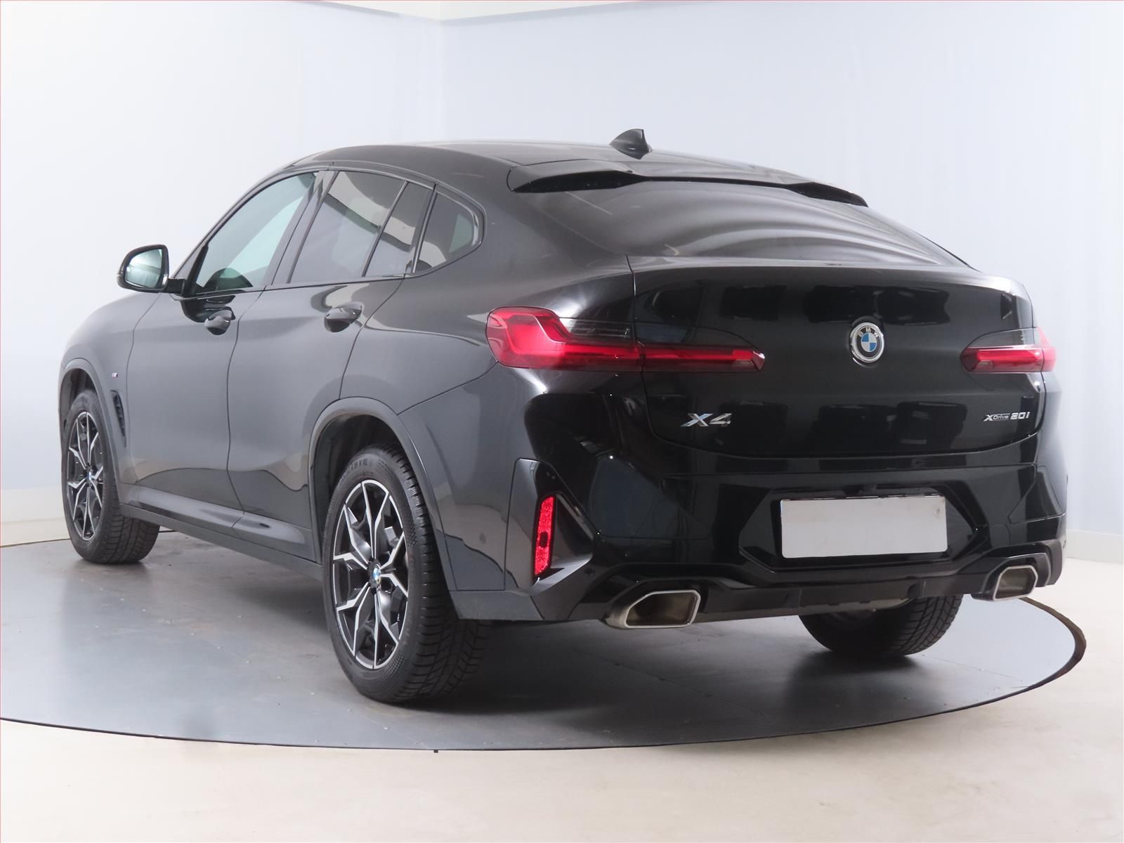 BMW X4, xDrive20i - fotka 4