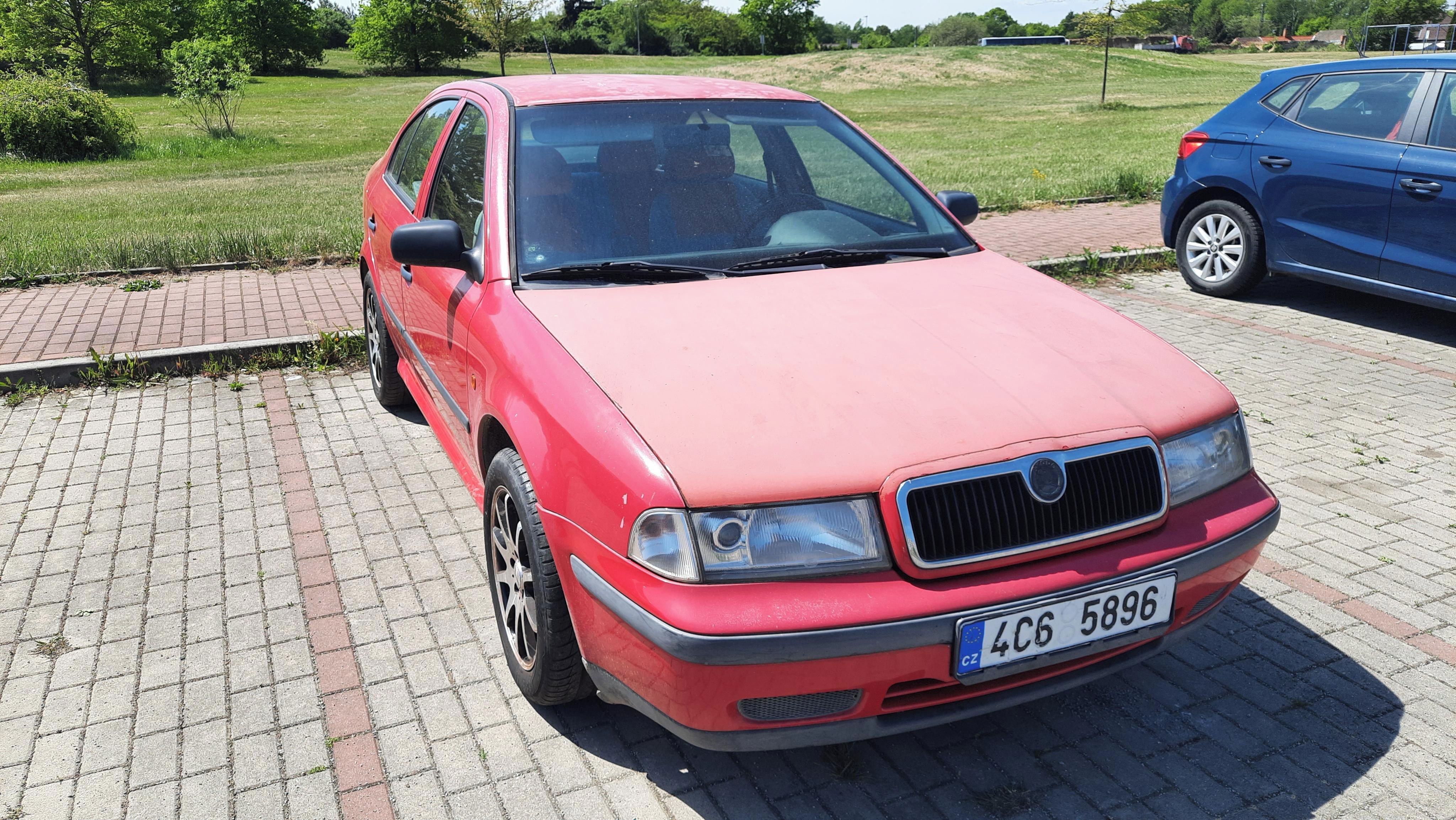 Škoda Octavia, 2.0i