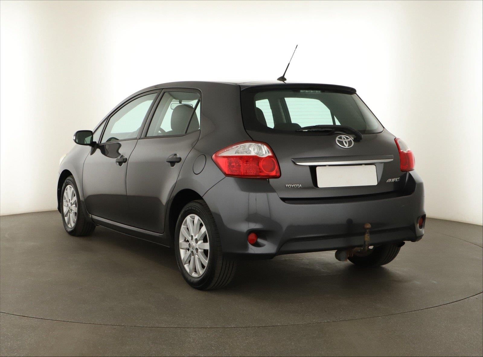 Toyota Auris, 1.6 Valvematic, ČR,1.maj - fotka 4