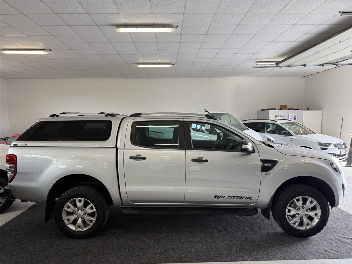 Ford Ranger, 3,2 Wildtrak,AT,Hardtop,po ser - fotka 4