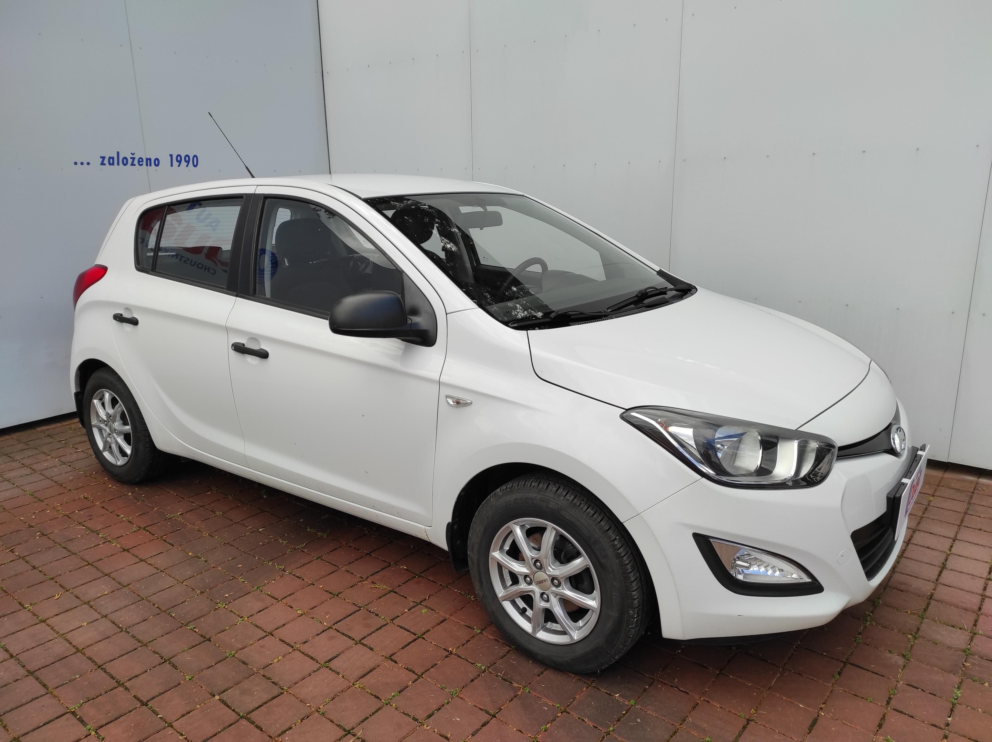 Hyundai i20, 1.2 ČR, 1.MAJ, SERVISKA, KLIMA - fotka 5