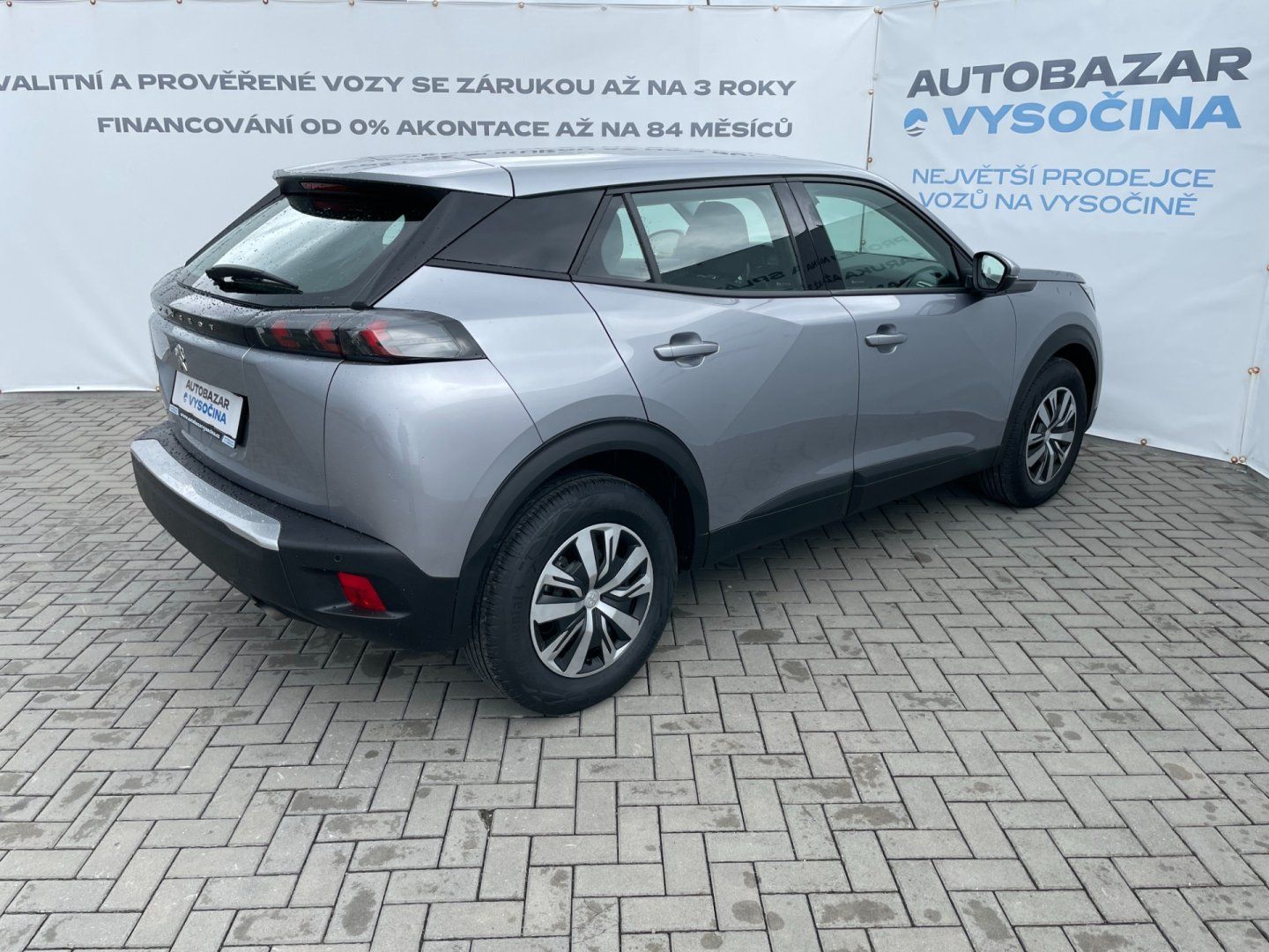 Peugeot 2008, 1.2PT 74kW! 1.maj! Navi! LED! - fotka 4