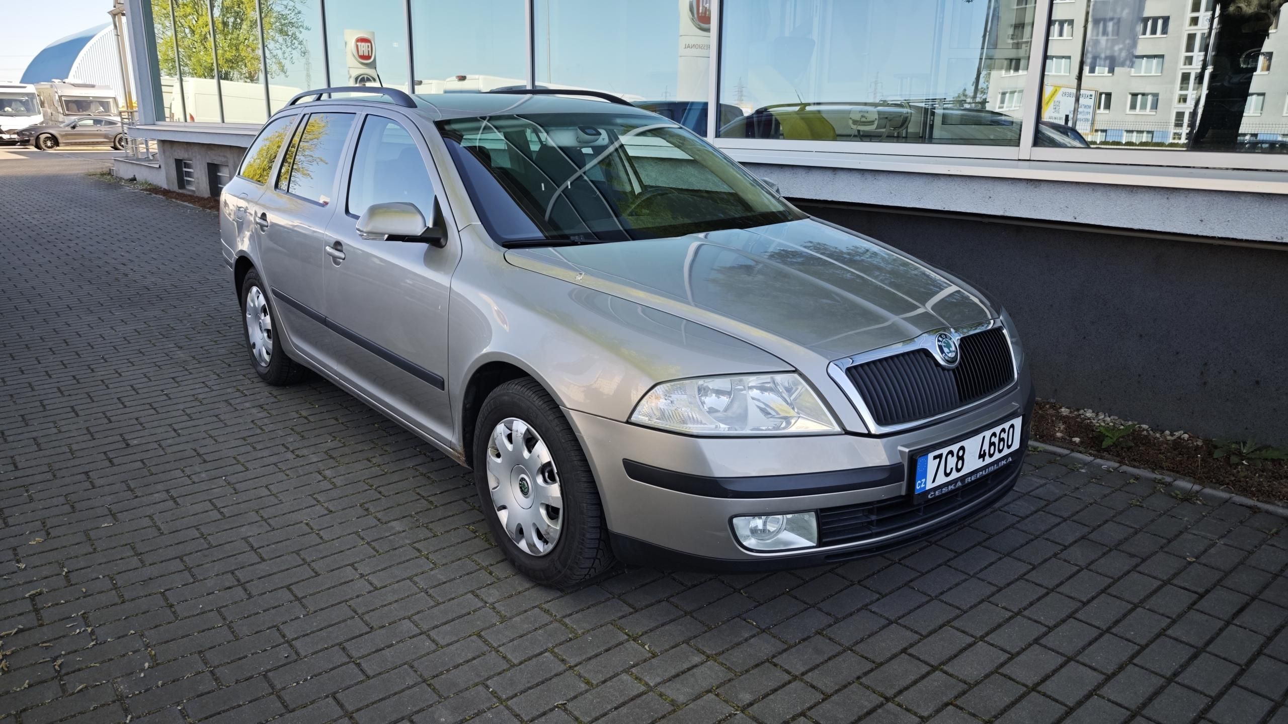 Škoda Octavia, 1,6 benzín kombi