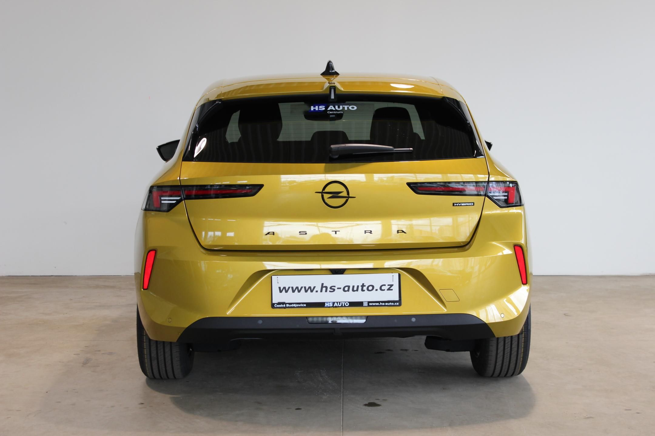 Opel Astra, HB 1.2 HYBRID - fotka 5