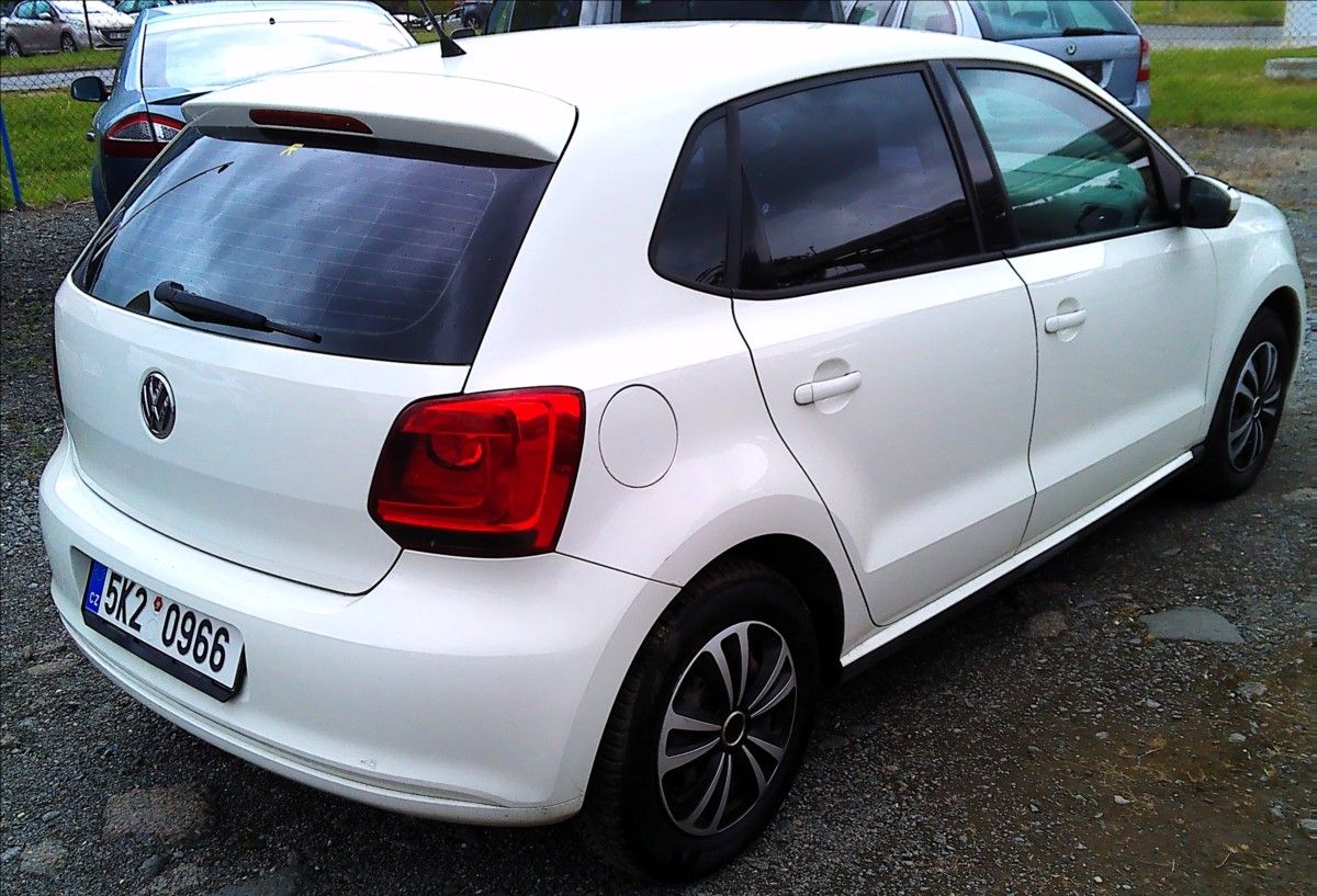 Volkswagen Polo, 1,4   MPI 63kW 2 SADY KOL - fotka 6