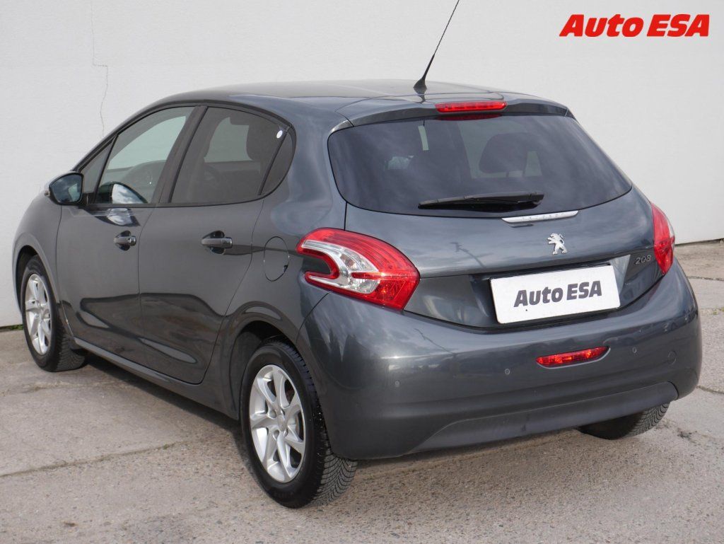 Peugeot 208, 1.2 VTi - fotka 4