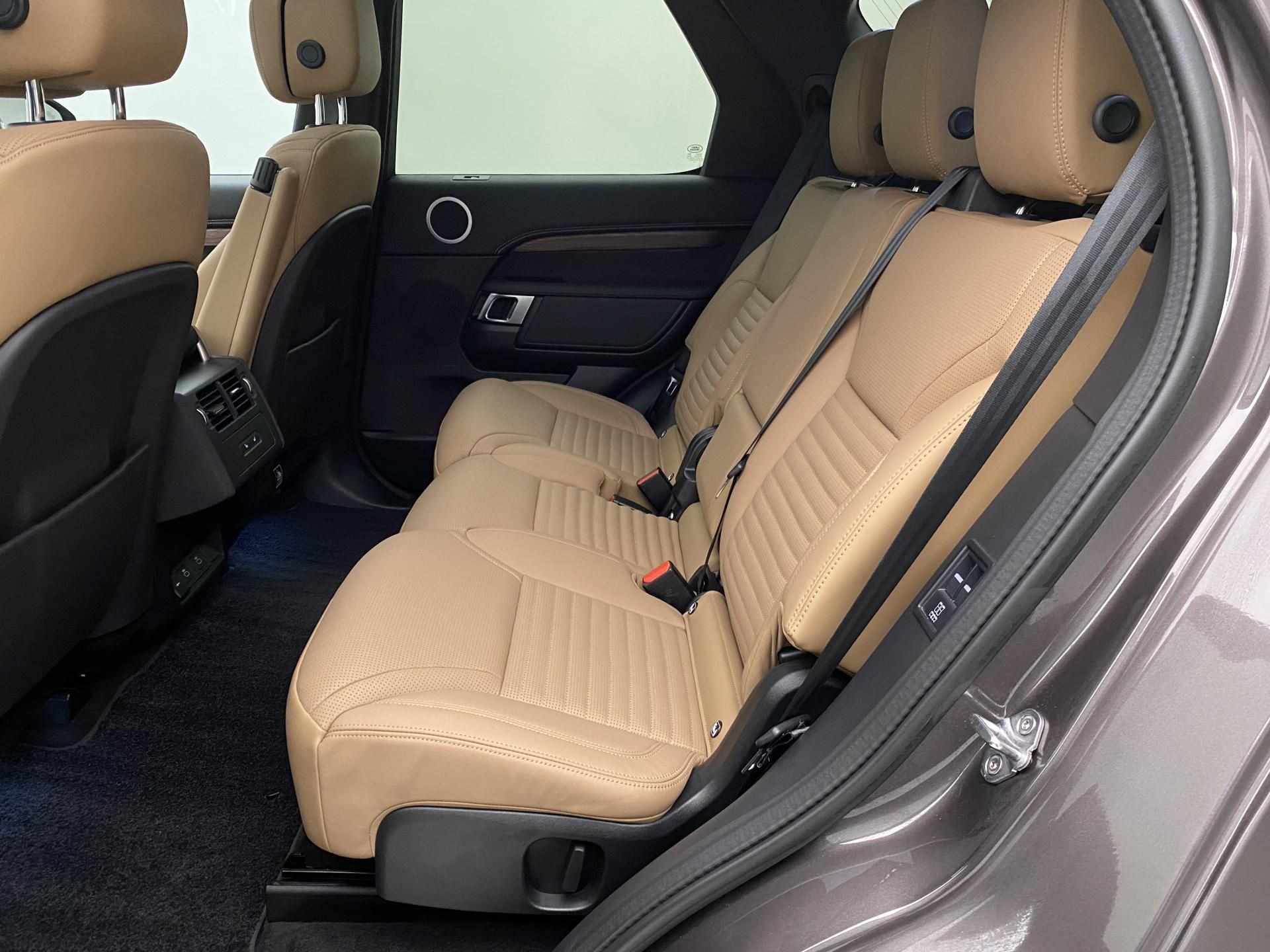 Land Rover Discovery, D350 DYNAMIC HSE AWD AUT - fotka 5