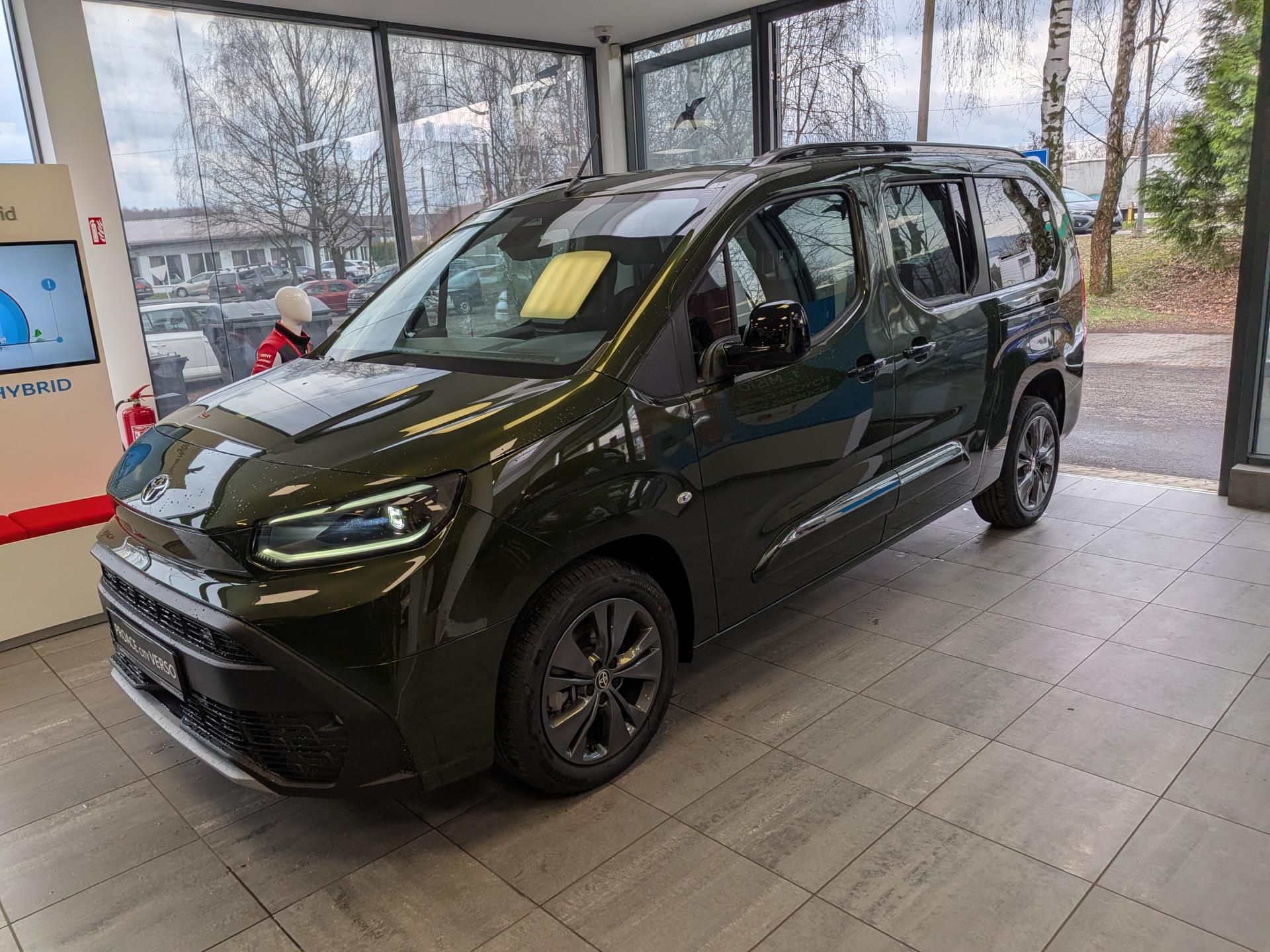 Toyota Proace, Family 7S 5D - Passenger LWB, - fotka 3