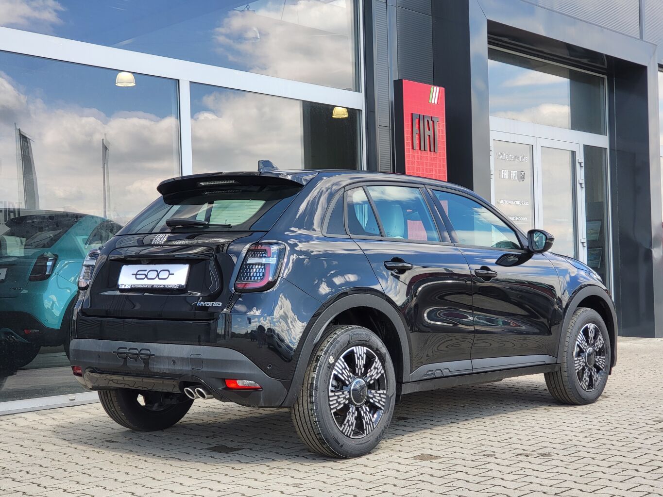 Fiat 600, Icon 1.2 Turbo Hybrid 145k NAV - fotka 4