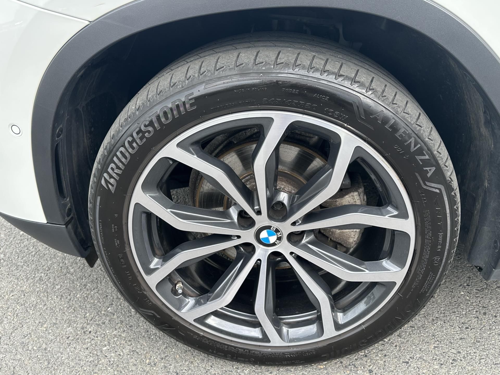 BMW X4, X4 xDrive 20d - fotka 4