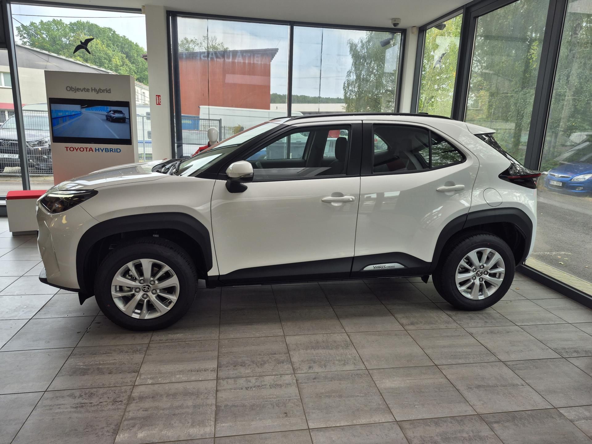 Toyota Yaris Cross, Comfort LIMITED EDITION 1.5 Hy - fotka 4
