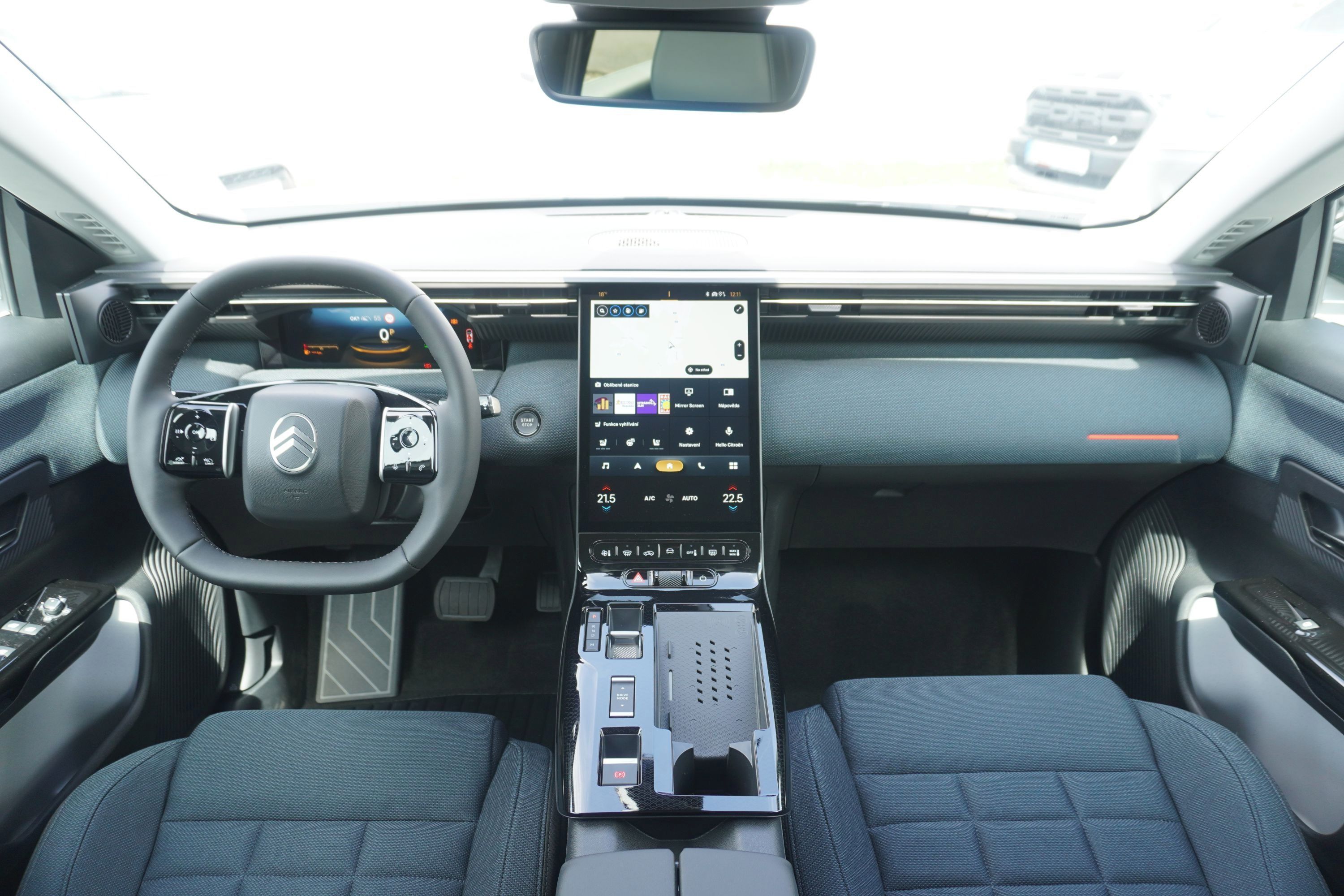 Citroën C5 Aircross, PLUS Hybrid 145k Automatic - fotka 5