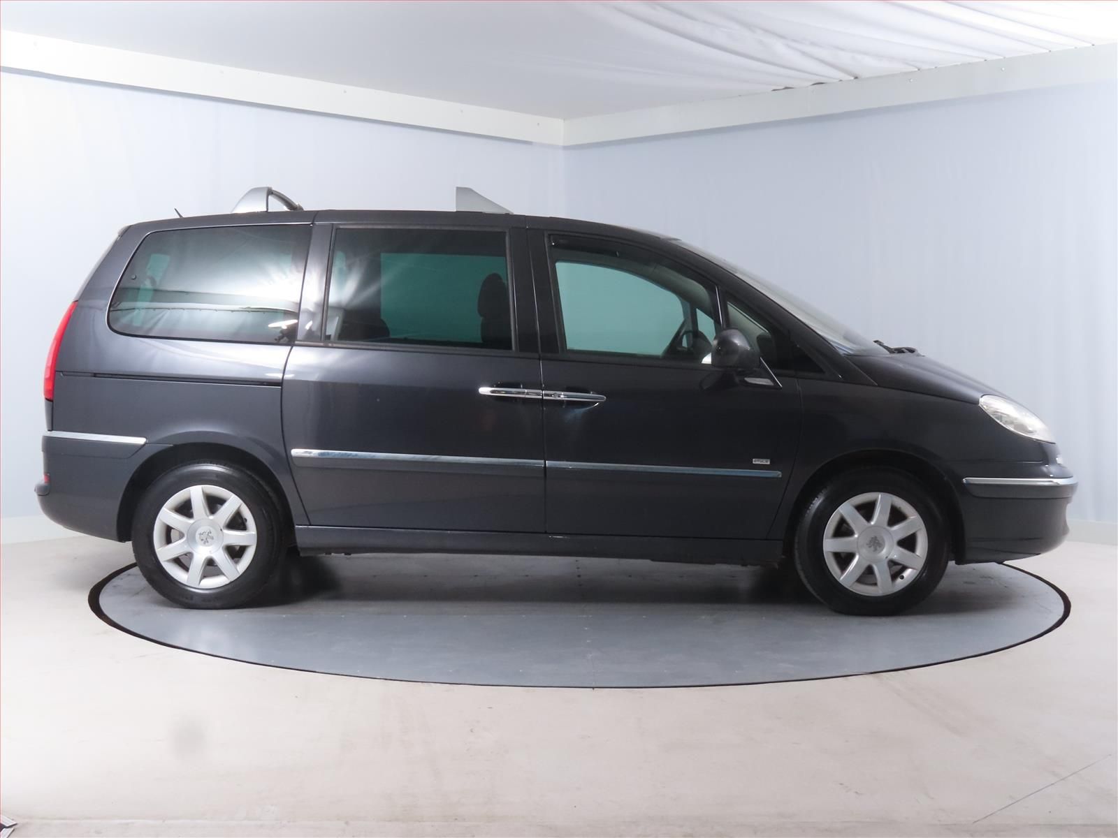 Peugeot 807, 2.0 HDI, 6 míst - fotka 6
