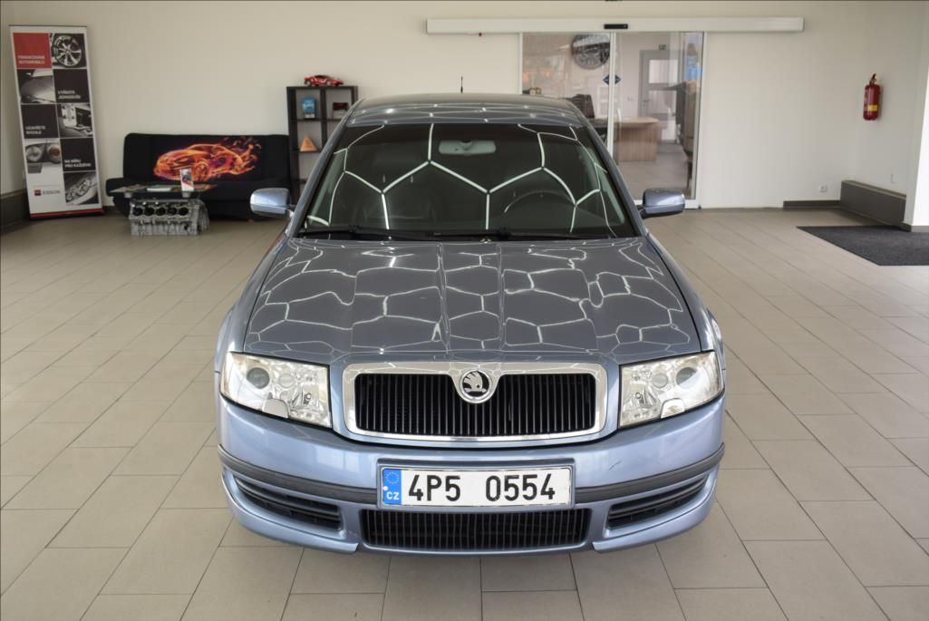 Škoda Superb, 2,8 i V6 30V, klima,nová STK, - fotka 2