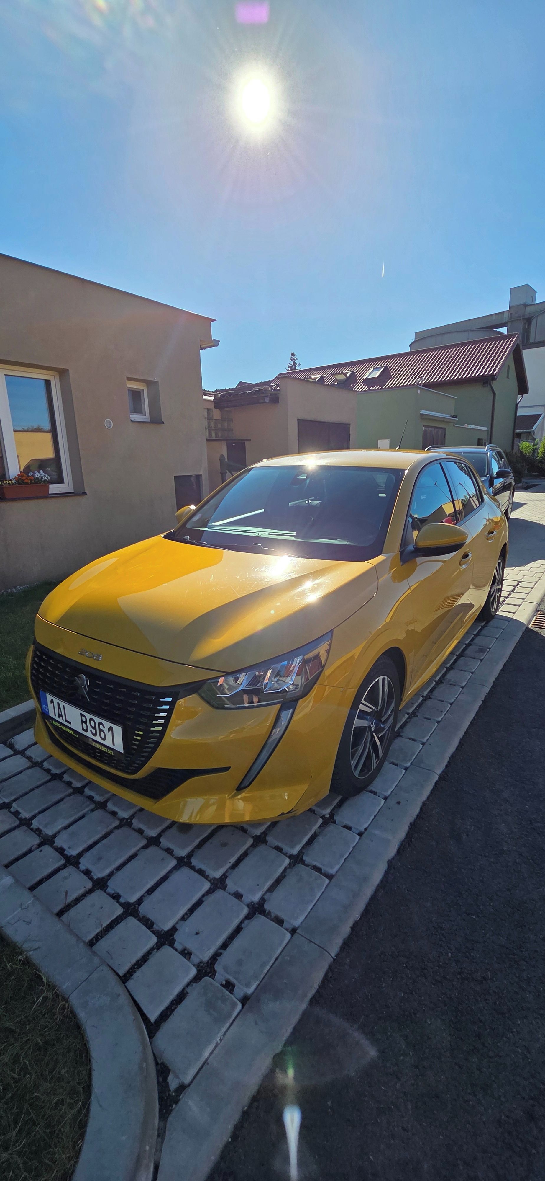 Peugeot 208, 1.2 PureTech, Allure, TOP stav