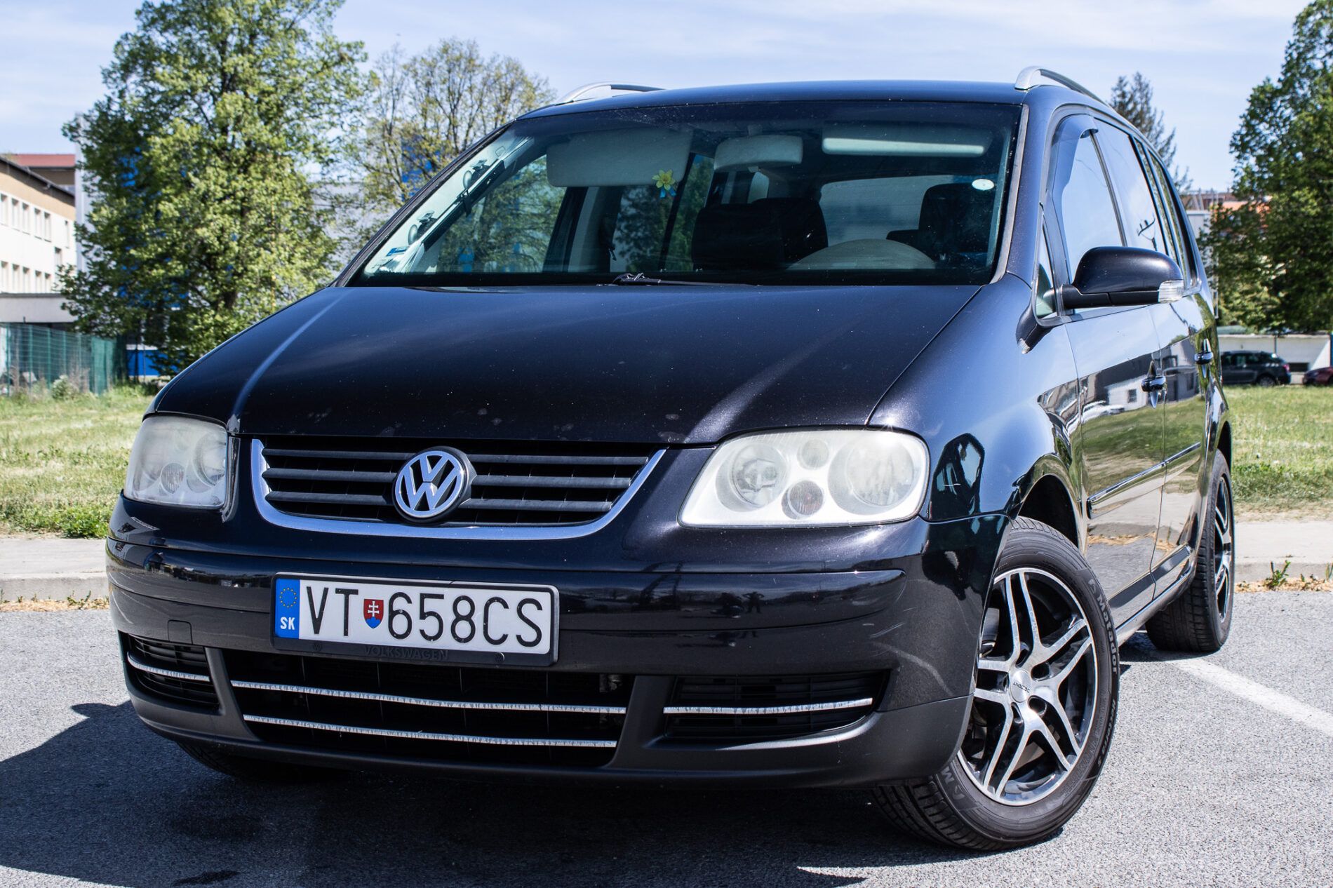 Volkswagen Touran - fotka 3