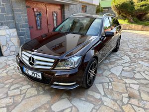 Mercedes-Benz Třídy C, 350 CGI 225KW AUTOM. ROZVODY !