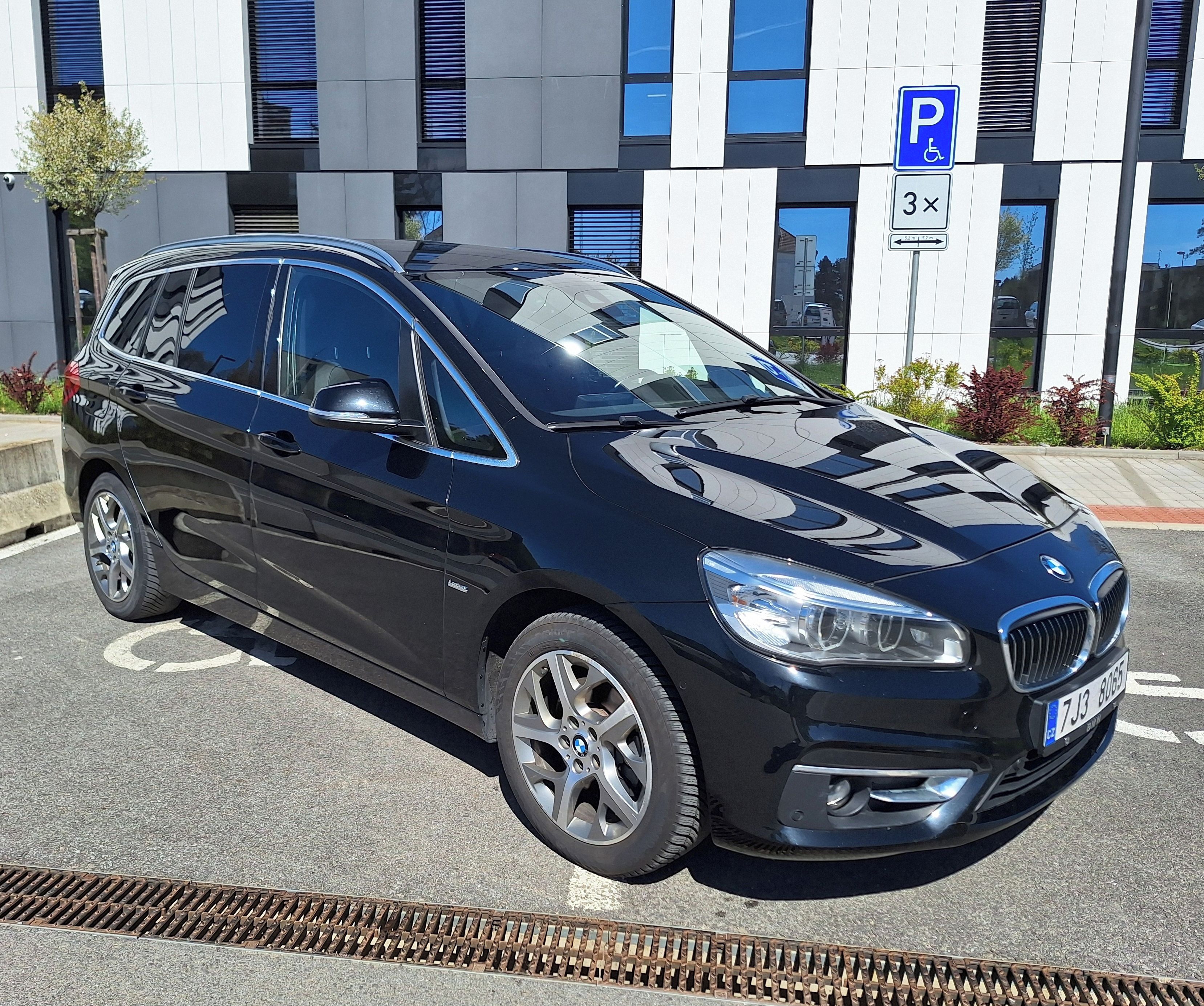 BMW Řada 2, 218d Gran Tourer, 7míst, tažné - fotka 2