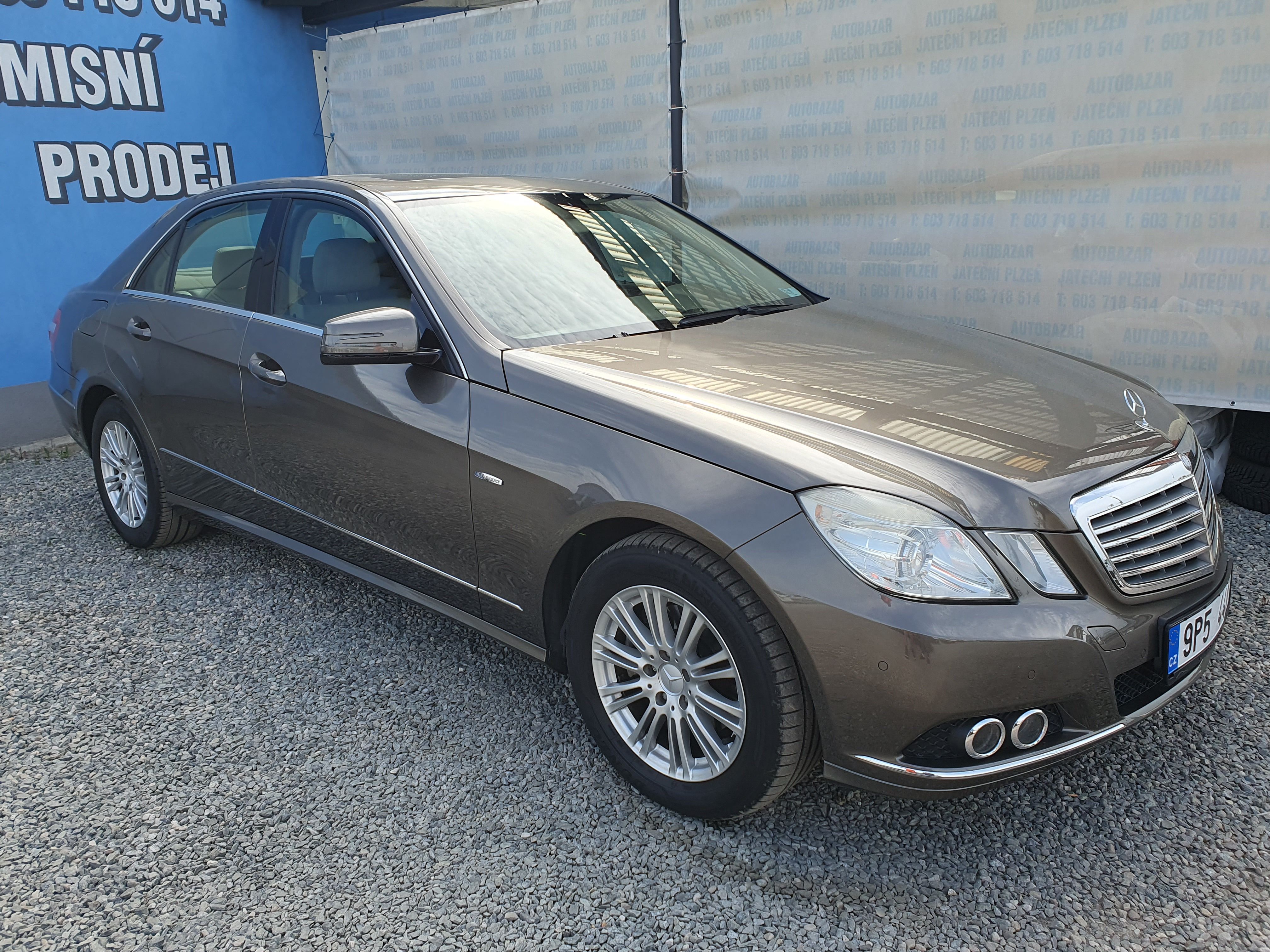 Mercedes-Benz Třídy E, E 220 CDI TOP STAV