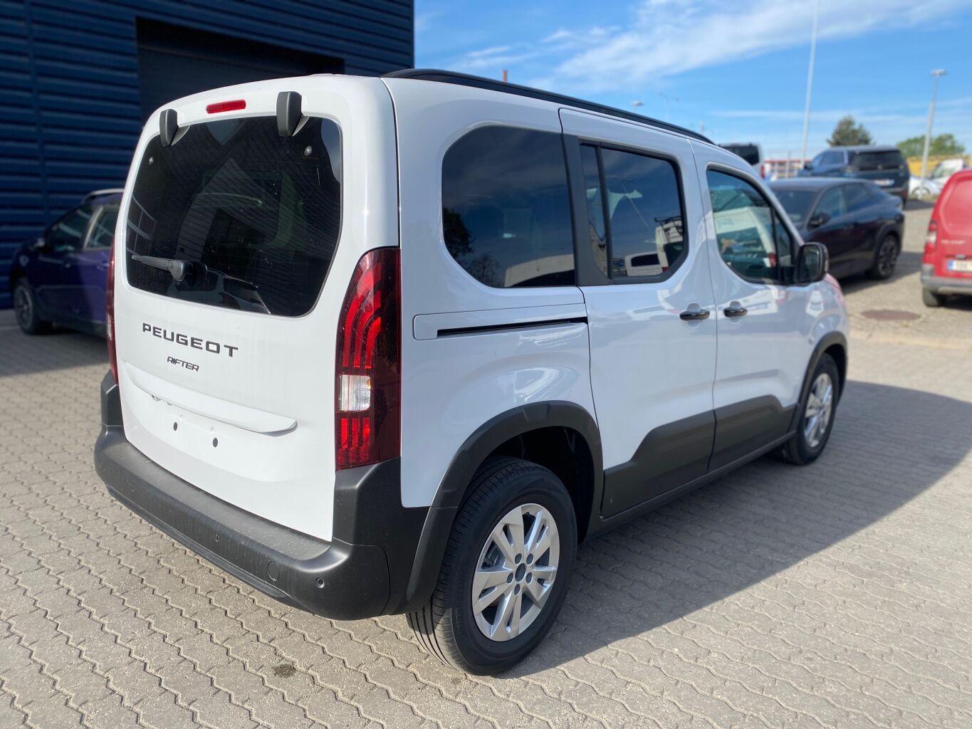 Peugeot Rifter, ALLURE PureTech 110 MAN6 s hom - fotka 3