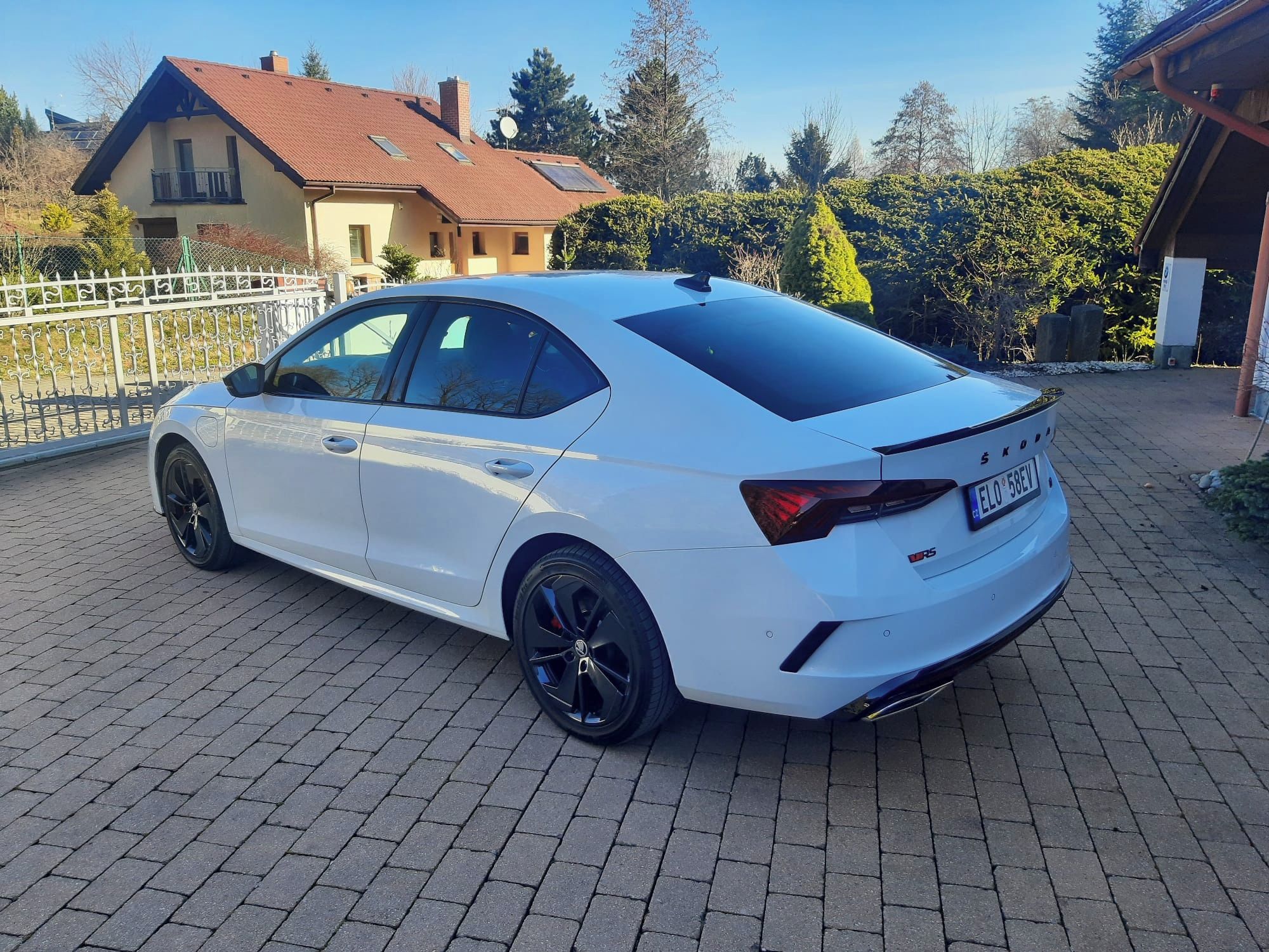 Škoda Octavia, iV RS, 1.4TSI, 180Kw, DSG, HUD - fotka 5