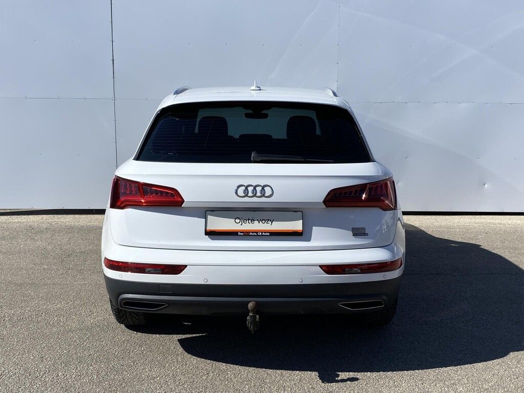 Audi Q5, 2,0 TDI 140 kW Quattro AT - fotka 6