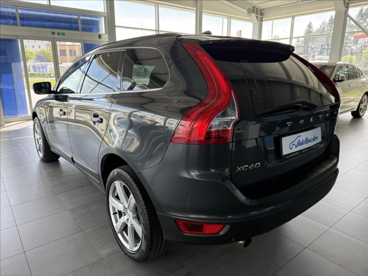 Volvo XC60, 2,0   SERVISNÍ KNÍŽKA - fotka 4