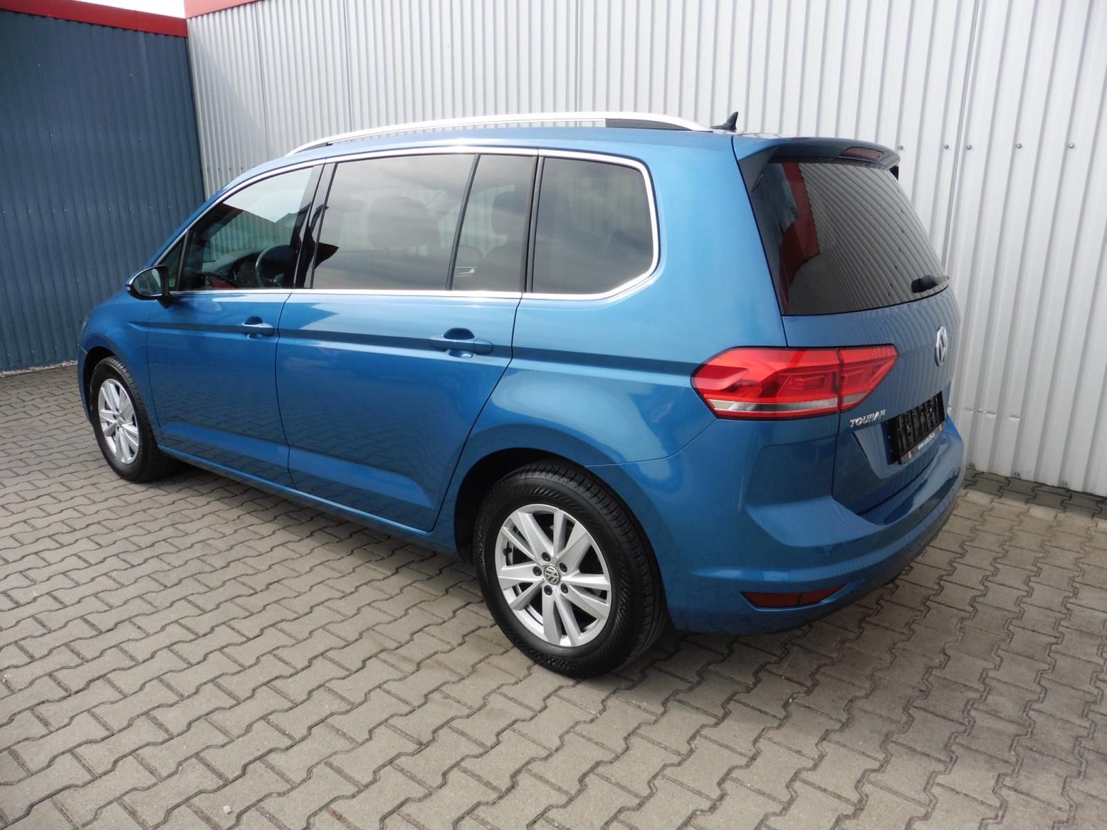 Volkswagen Touran, 1.5 TSi Highline Navi - fotka 3