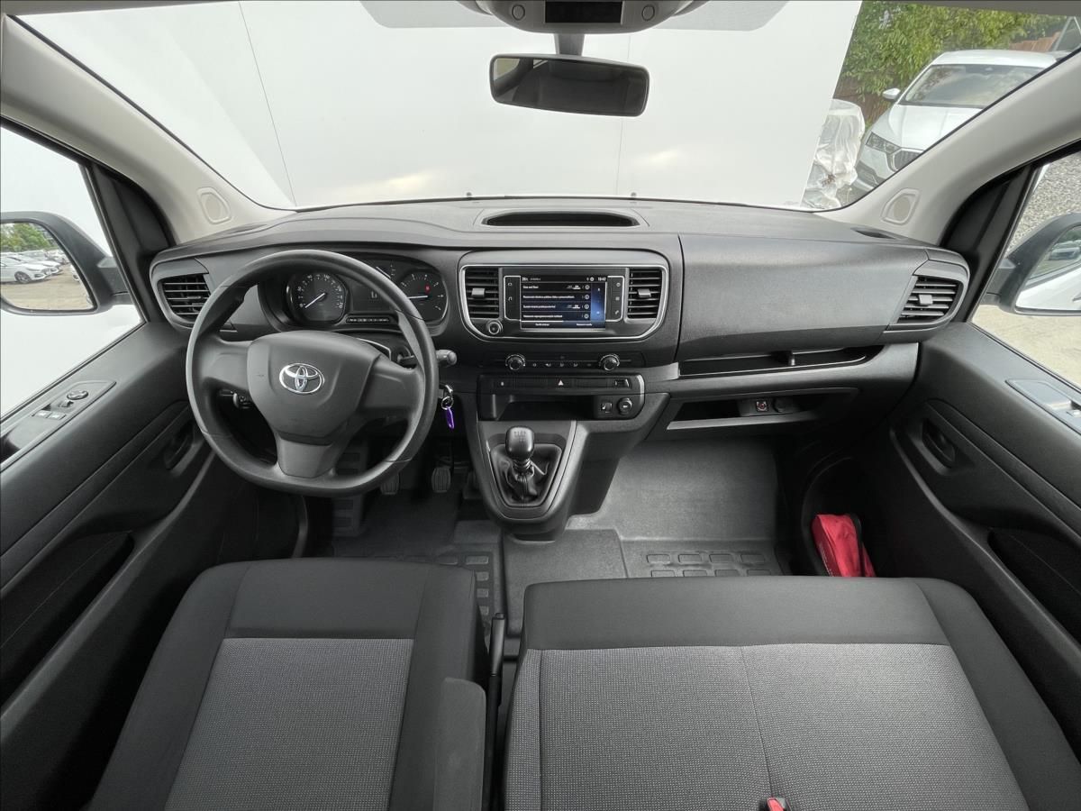 Toyota Proace Verso, 2,0 D4-D 140k L2 9 MÍST - fotka 6