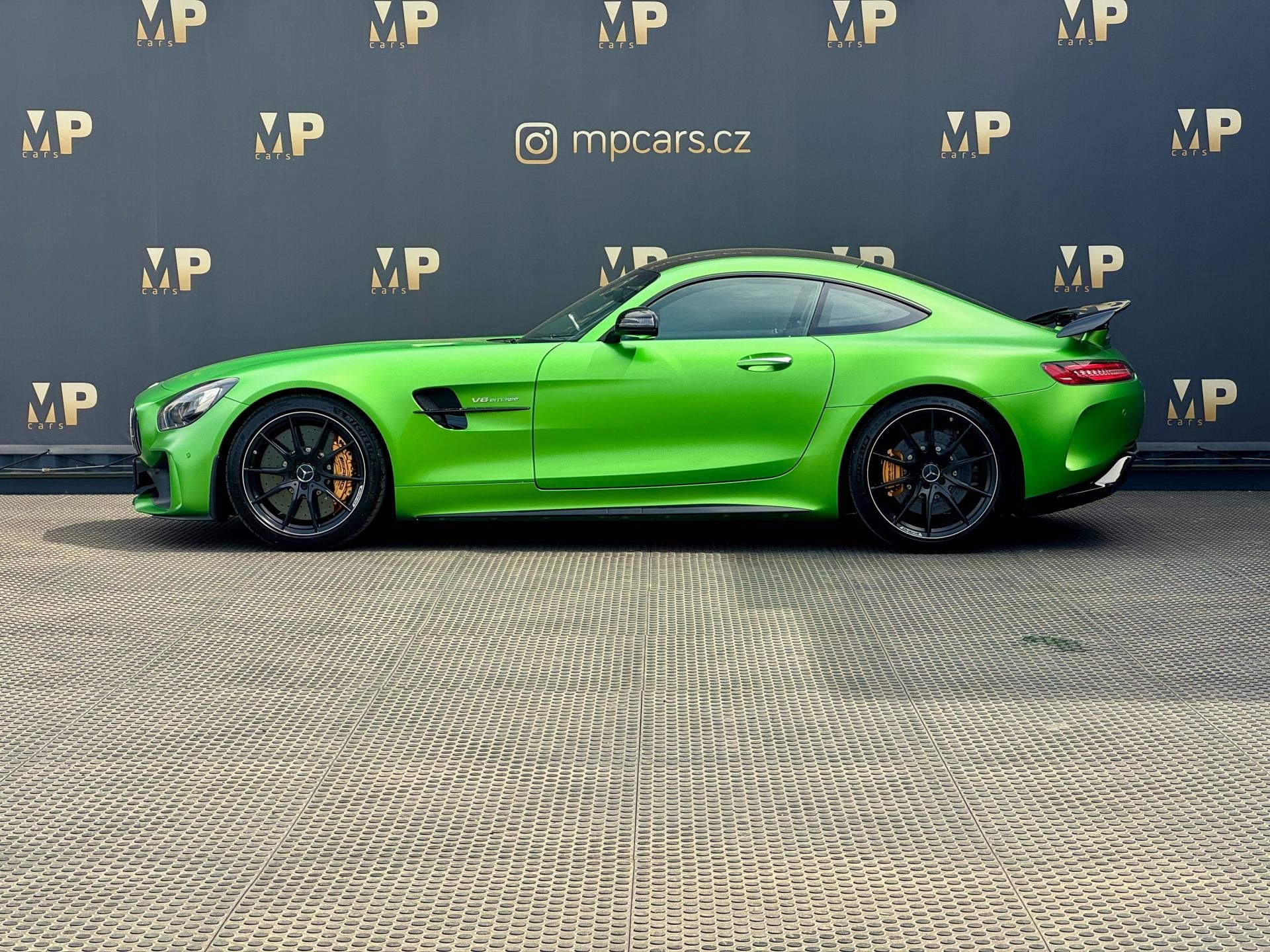 Mercedes-Benz AMG GT, R 4.0 V8 430kW, Carbon Ceramic - fotka 5