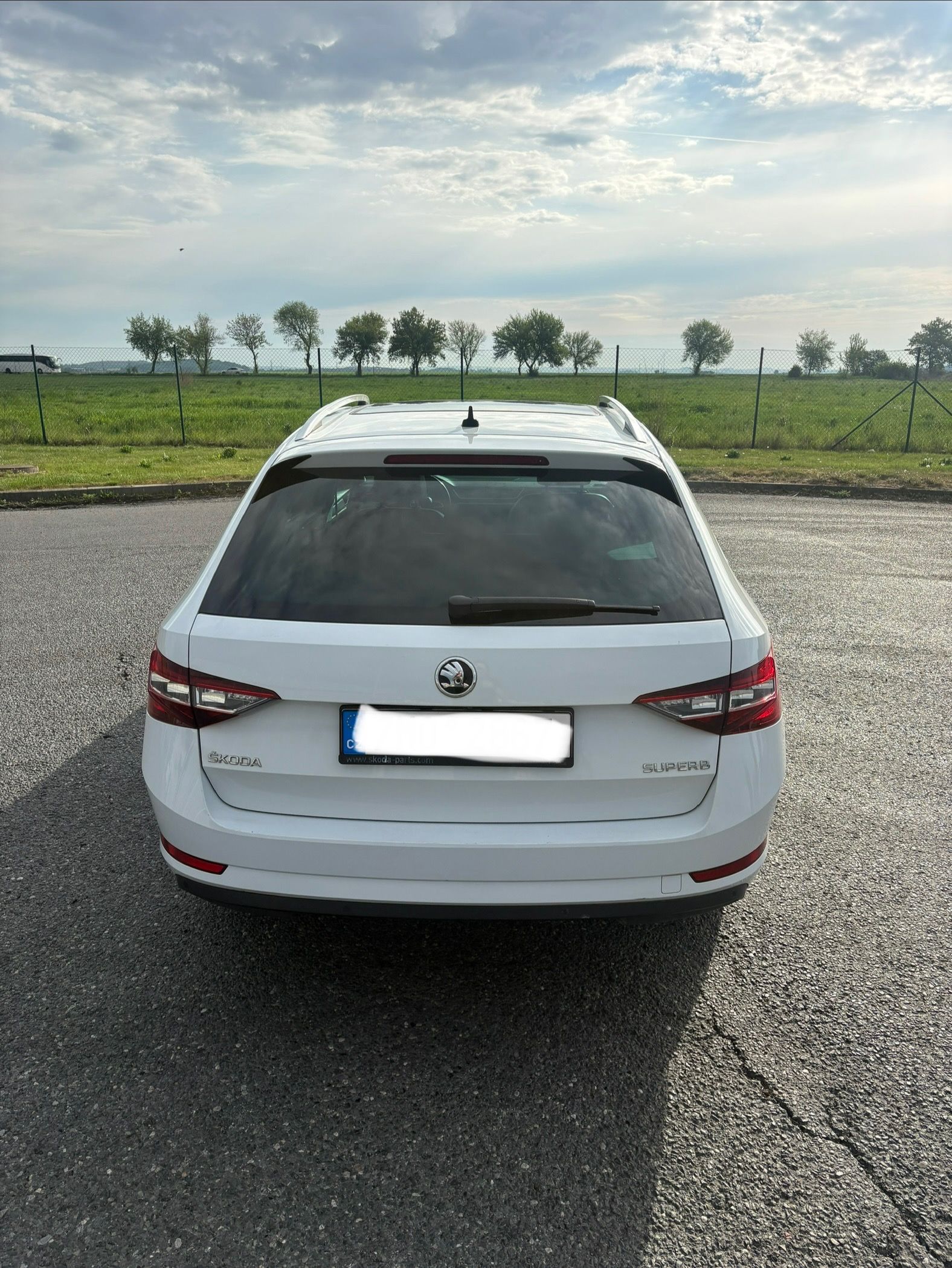 Škoda Superb, 1,6 TDI, 88kW, Panorama,Canton - fotka 6