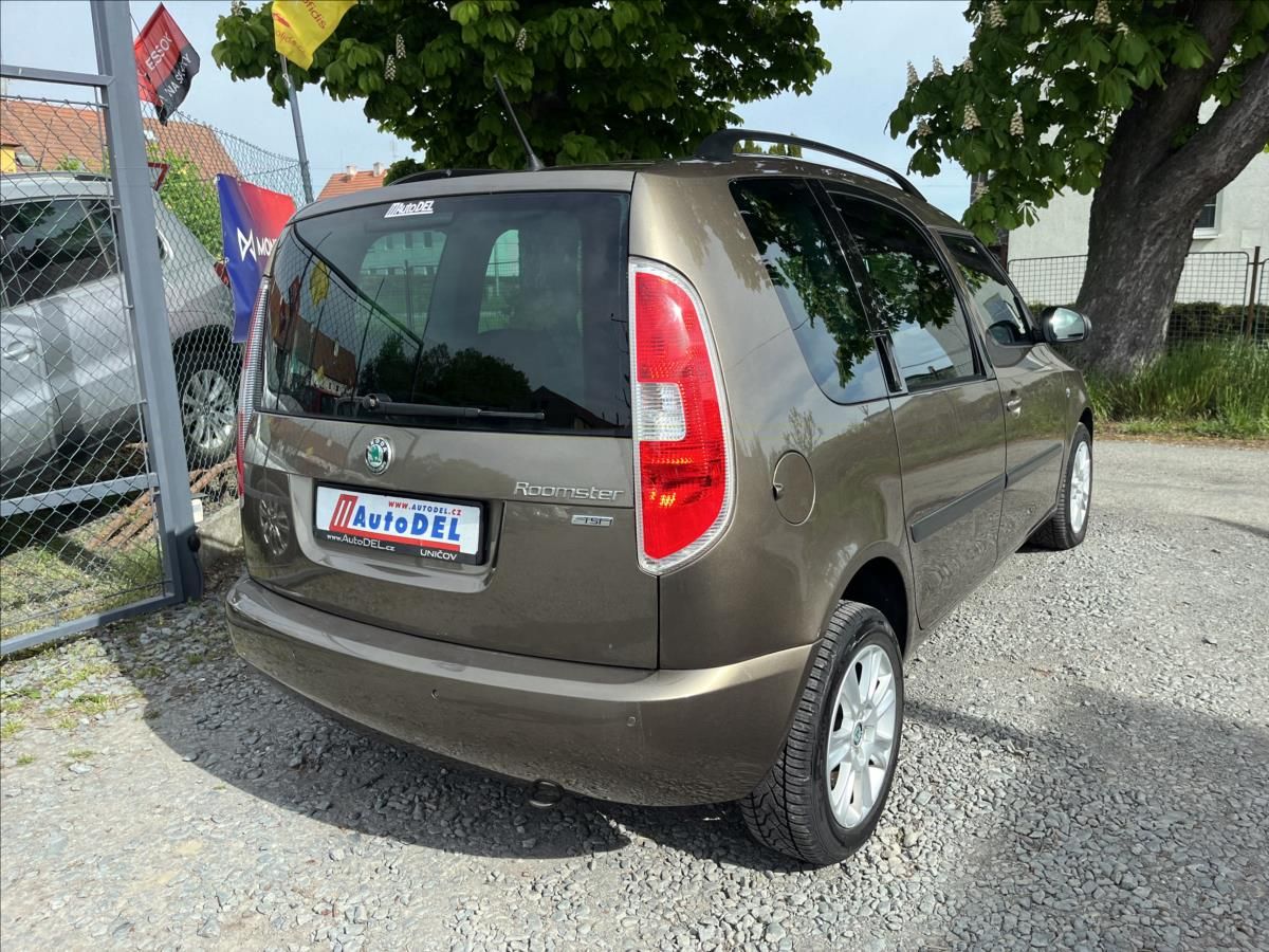 Škoda Roomster, 1,2 TSi  Vyhřev,Senzory,ALU - fotka 6