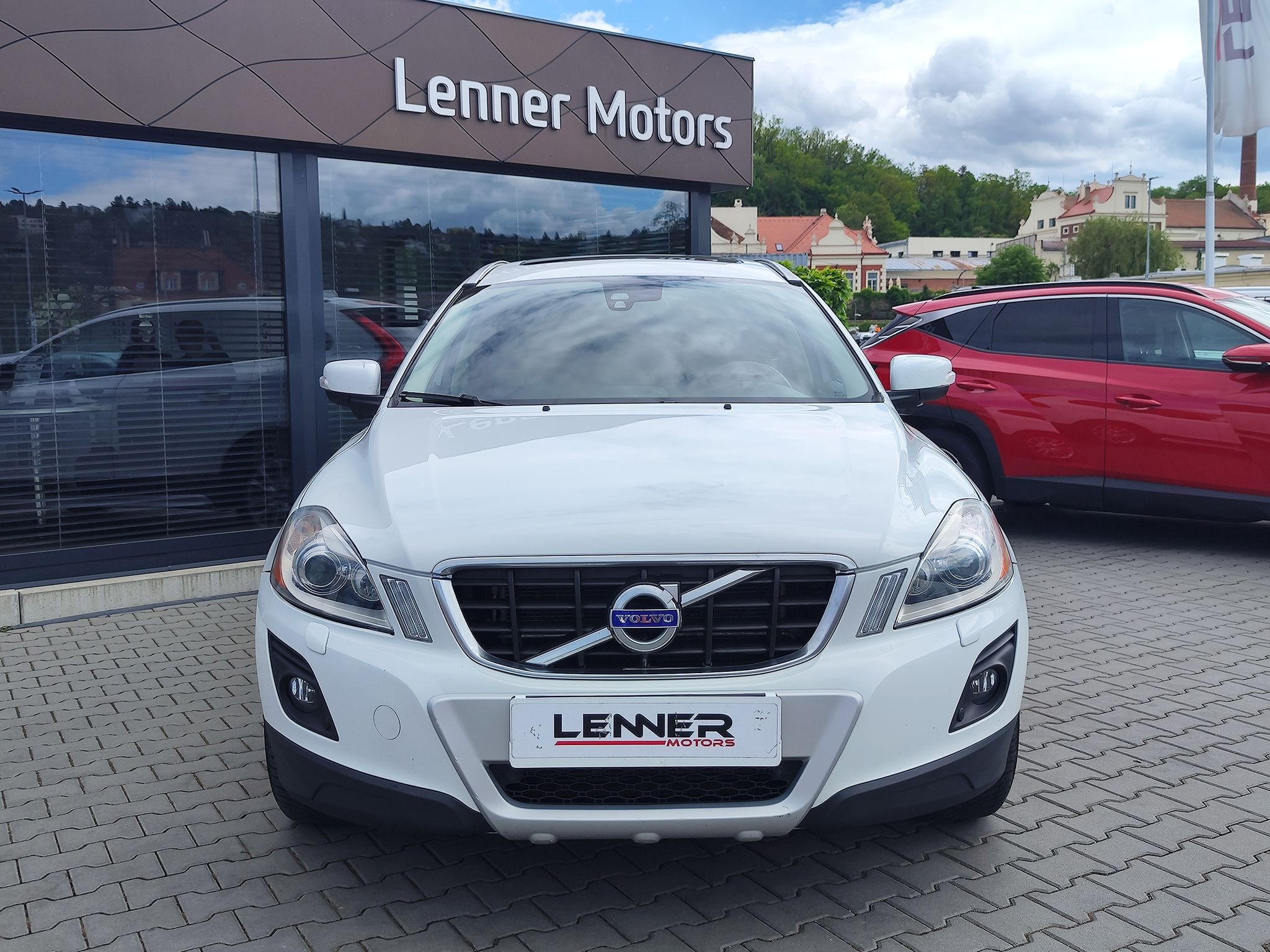 Volvo XC60, D5 2.4/136kW Summum AUT. - fotka 2