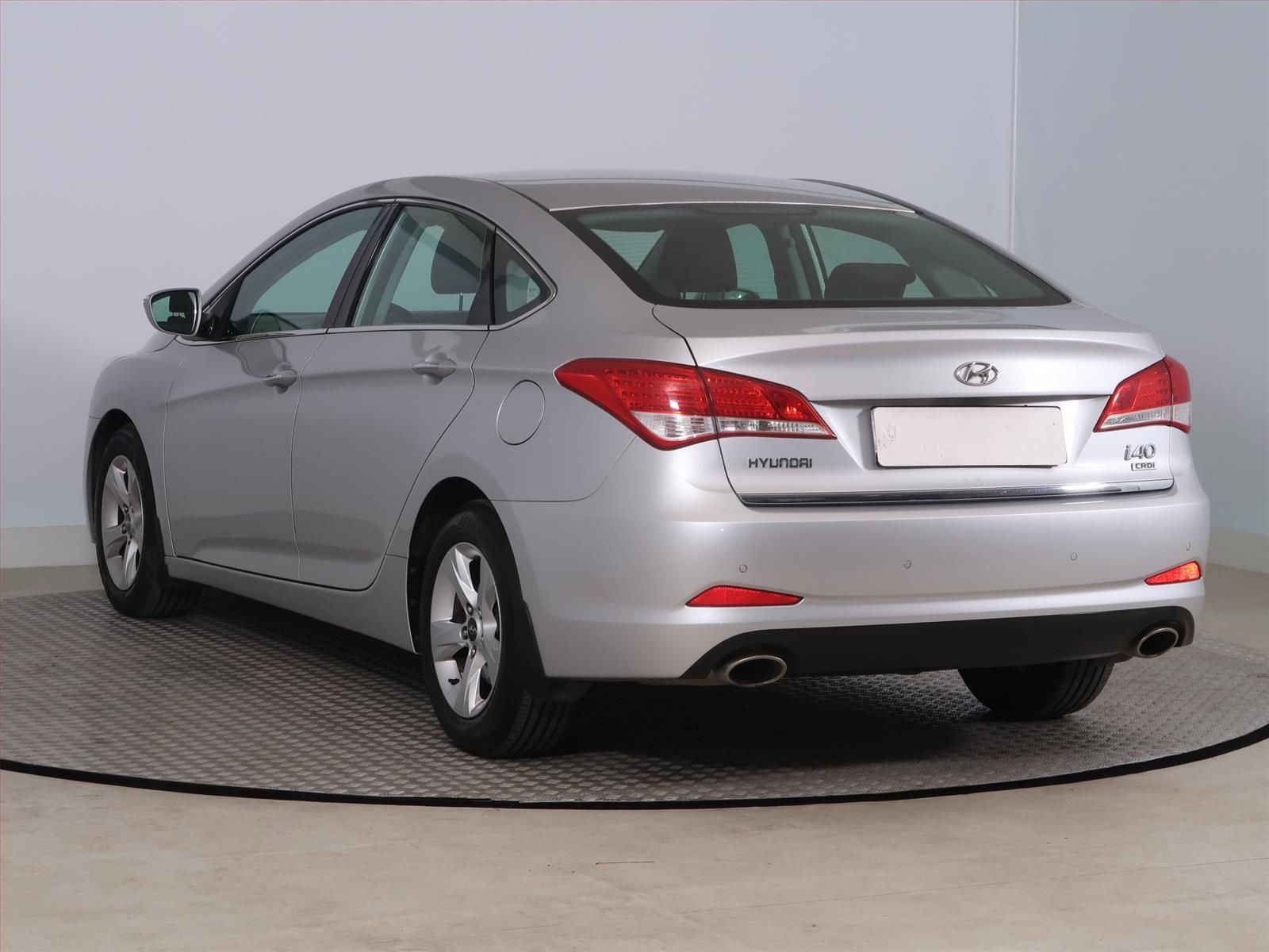 Hyundai i40, 1.7 CRDi, Automatická klima - fotka 4