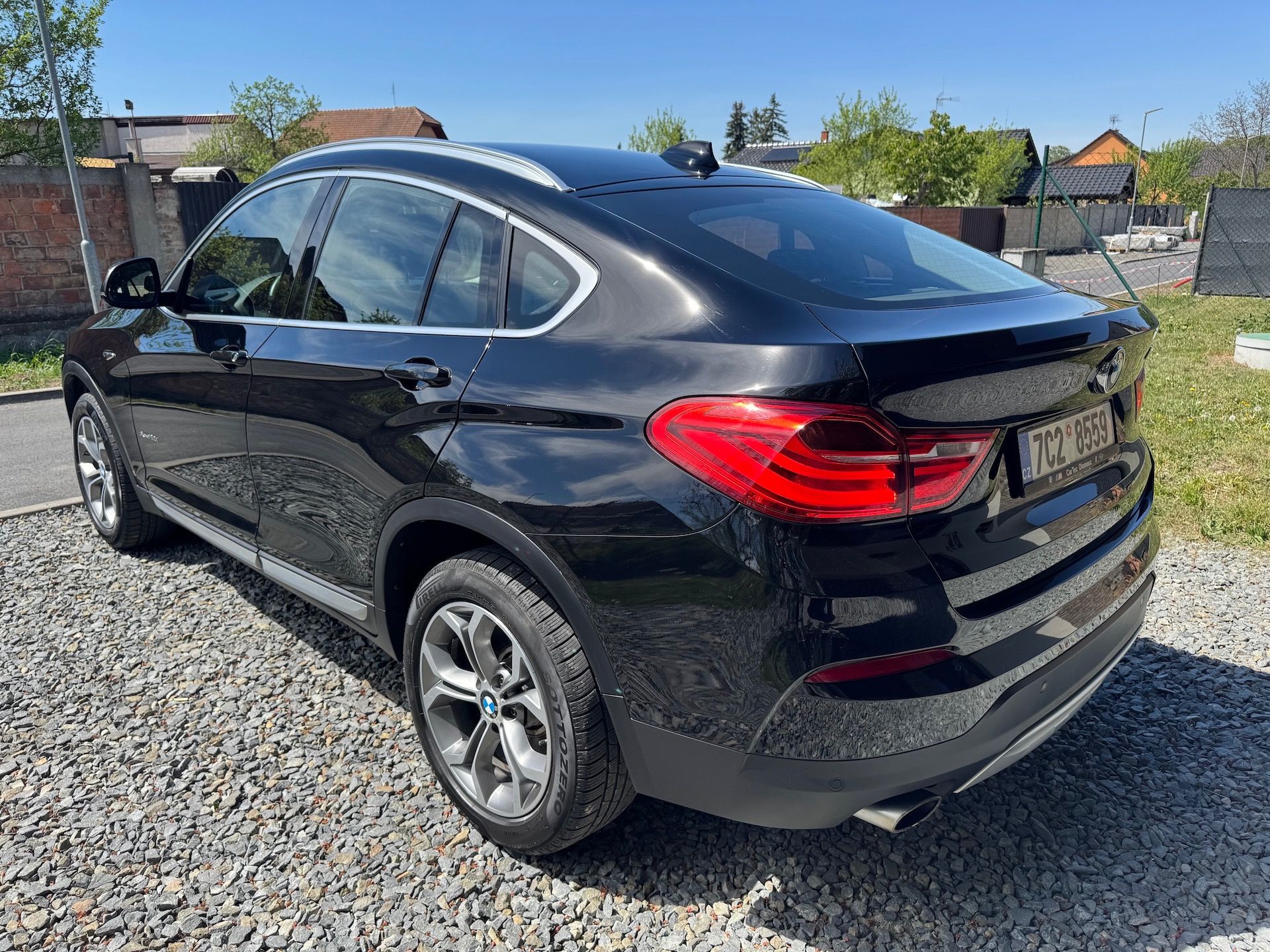 BMW X4, 20d XDRIVE nové v ČR 2x ALU - fotka 5