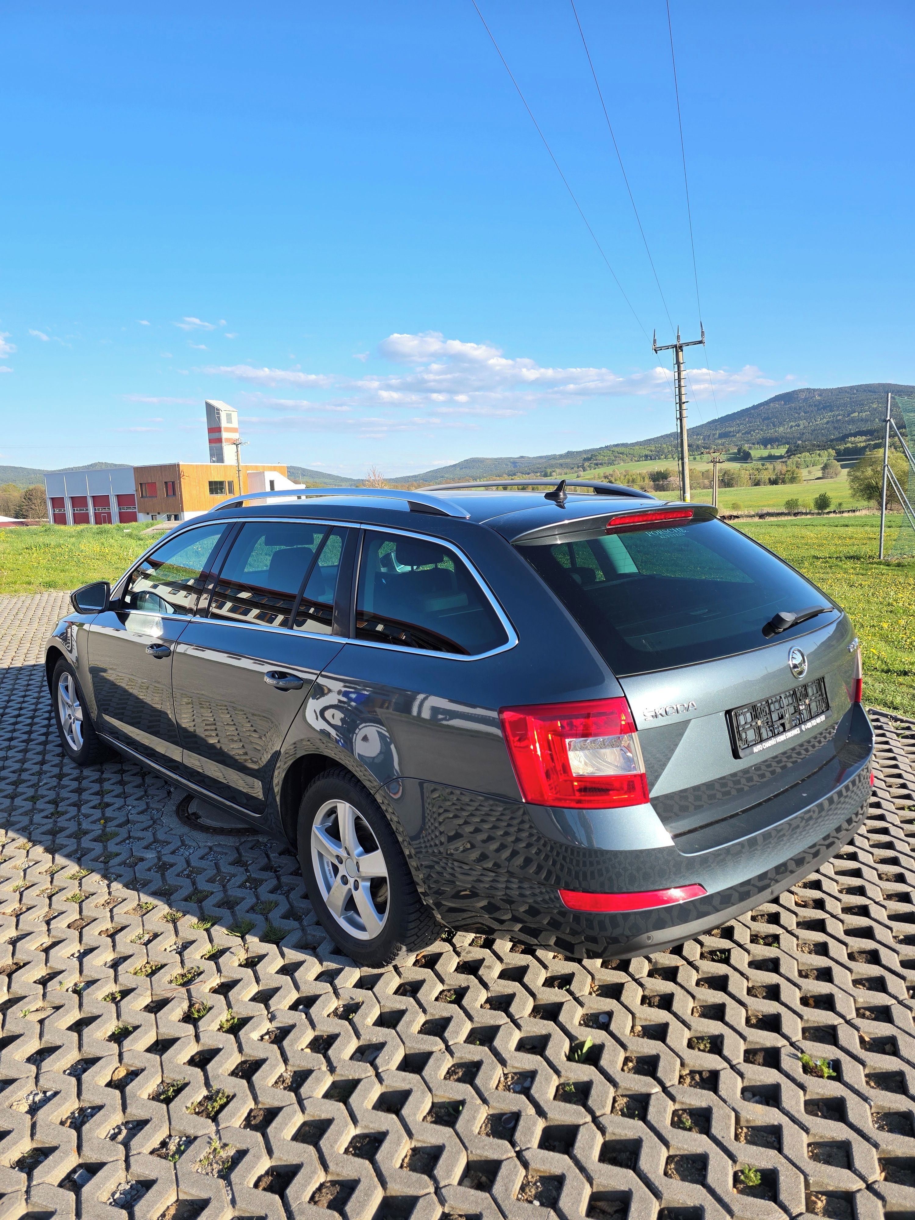 Škoda Octavia, 1.4 TSI Elegance G-TEC CNG - fotka 4