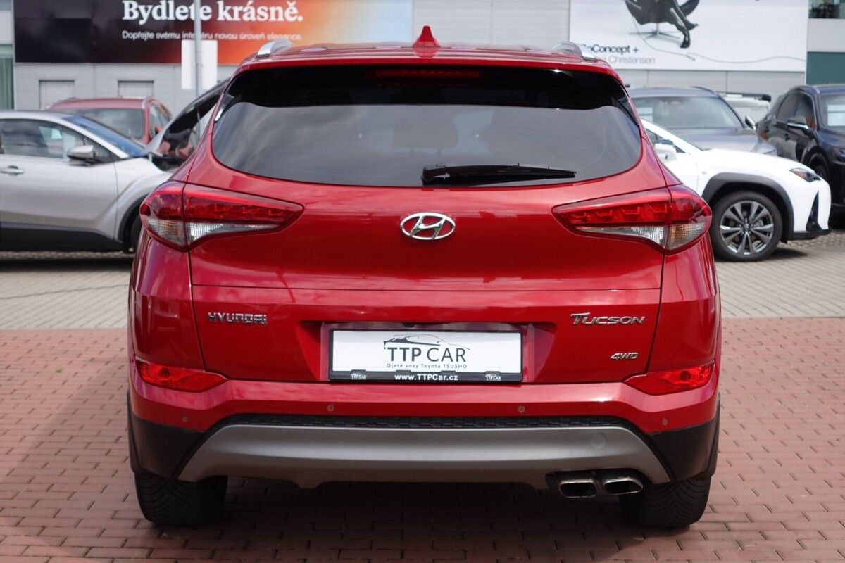 Hyundai Tucson, 2,0 CRDi Style Plus 4x4 A/T - fotka 5
