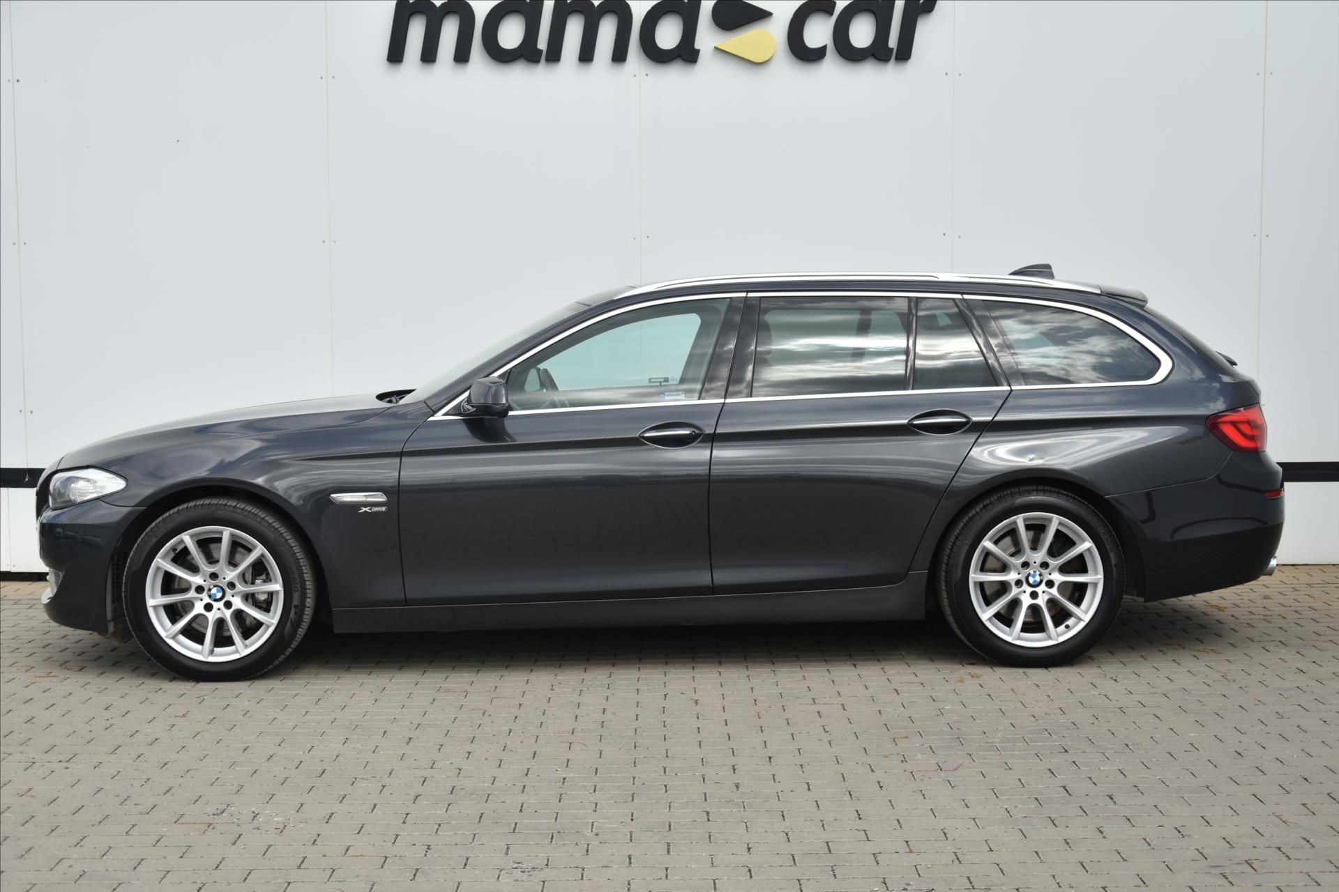 BMW Řada 5, 530d xDrive BIXENON NAVI TAŽNÉ - fotka 4