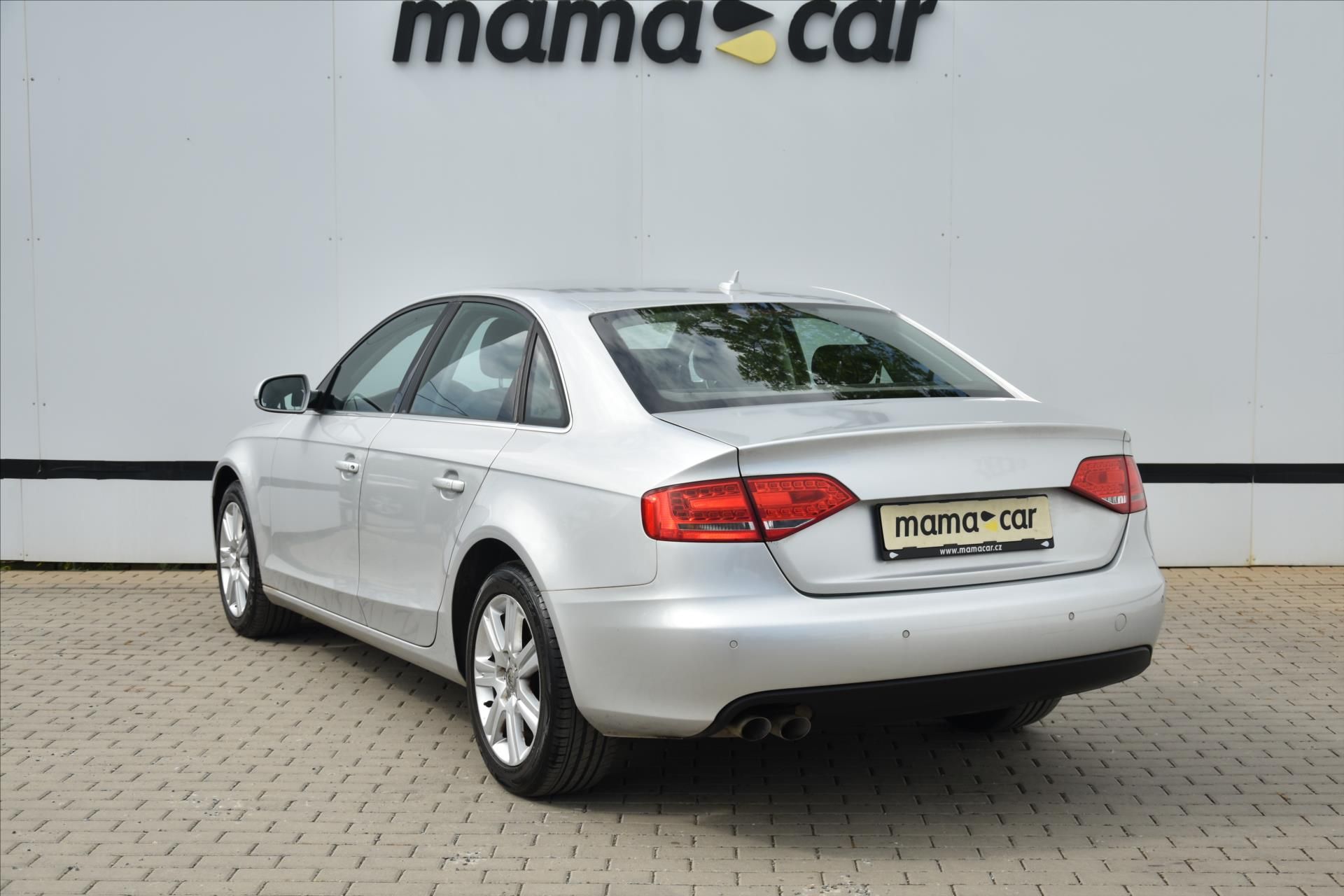 Audi A4, 2.0TDI BIXENON KŮŽE WEBASTO ČR - fotka 5