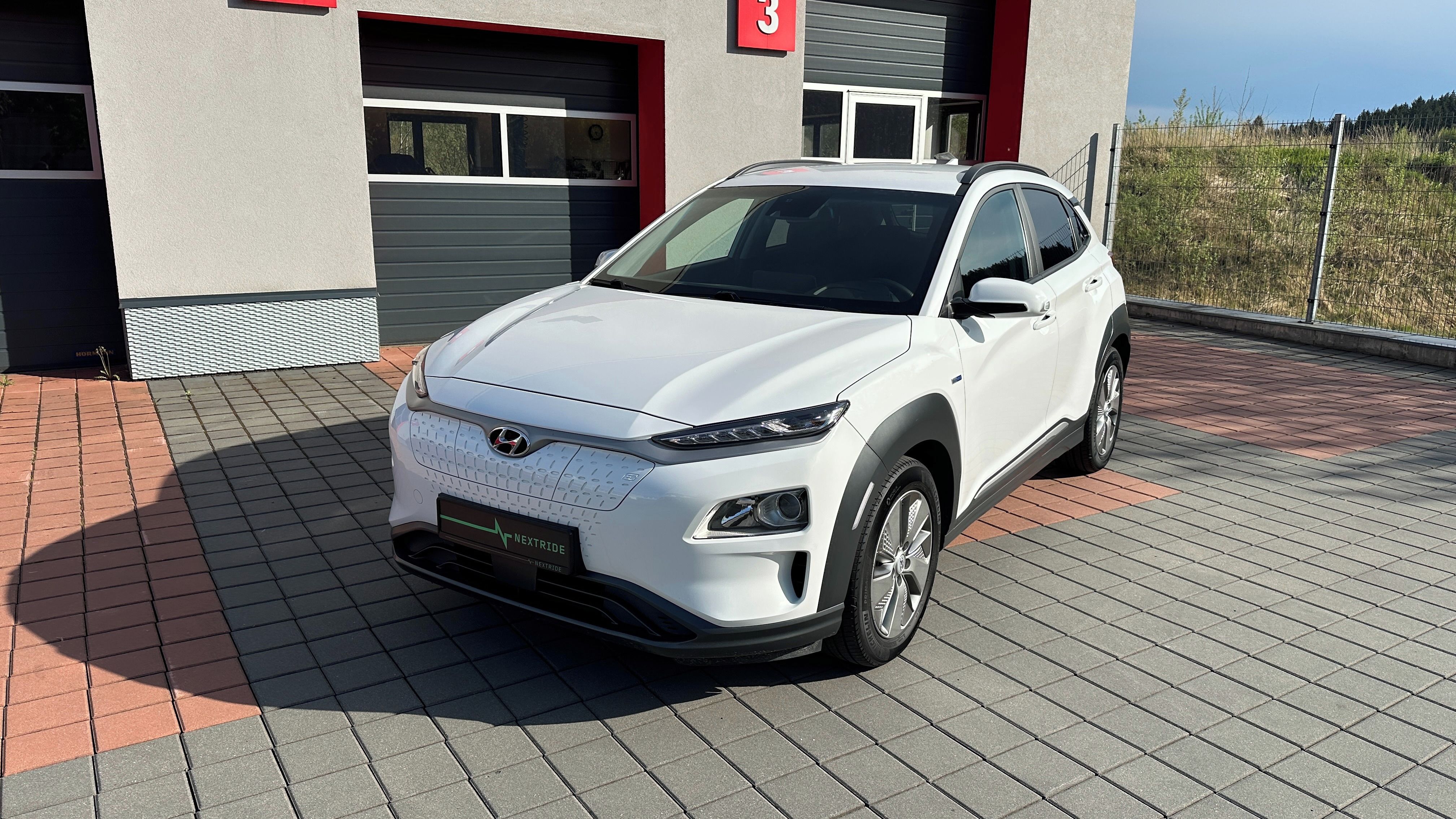 Hyundai Kona, 64kWh 3f TČ DPH 100%SoH