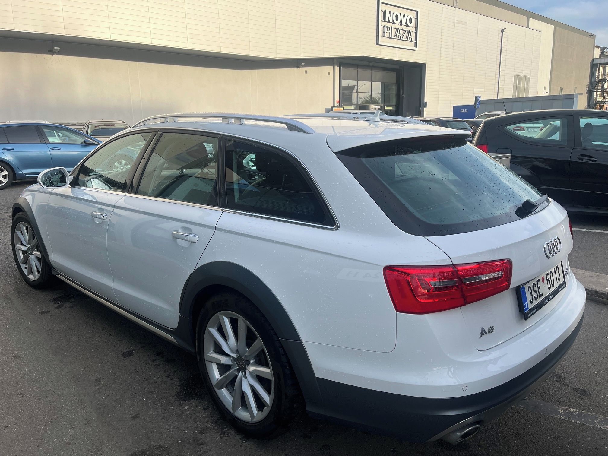Audi A6 allroad, 3.0 TDI 190kW Quattro - fotka 4